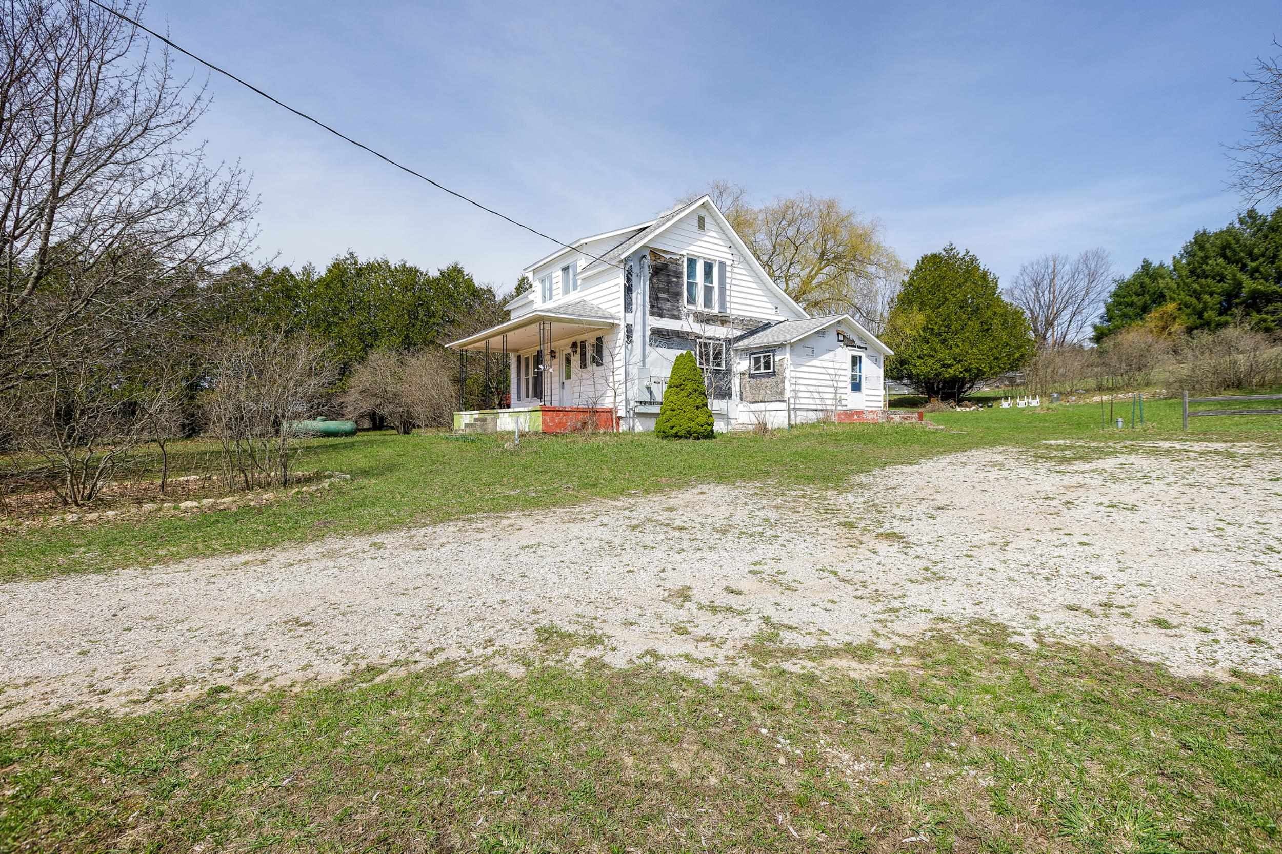 2760 River Road, Frankfort, MI, 49635-9006