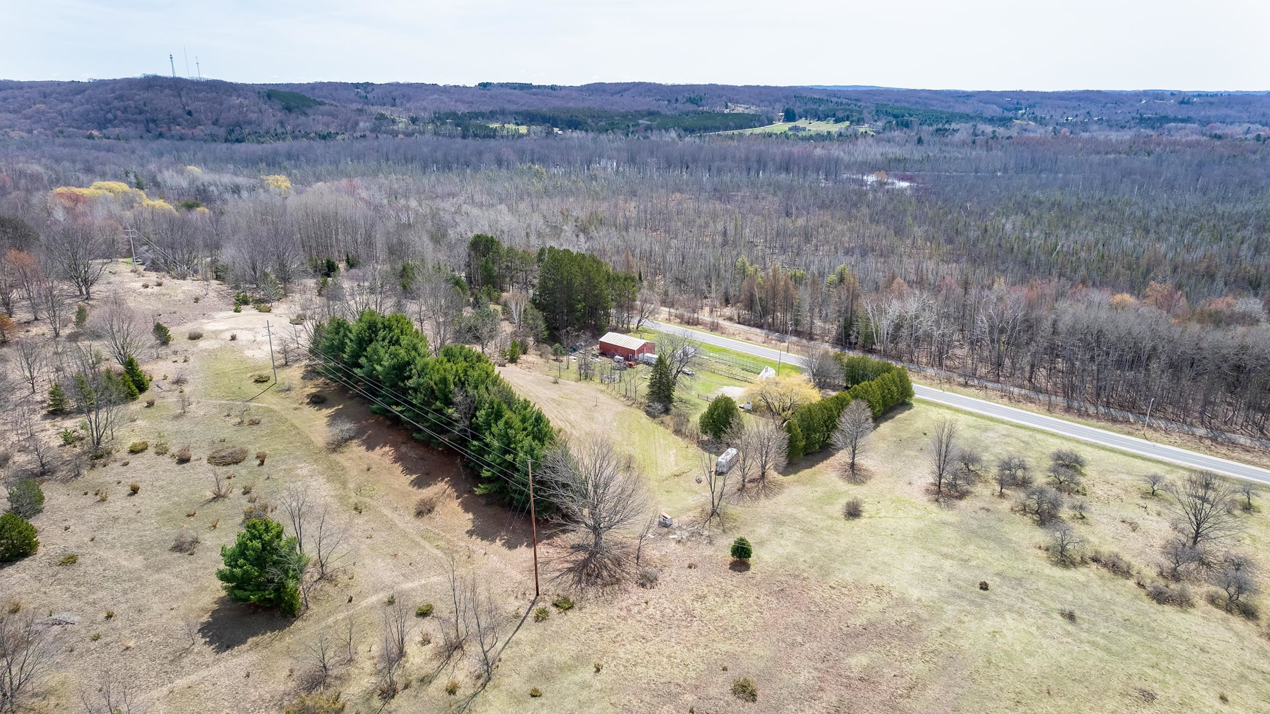 2760 River Road, Frankfort, MI, 49635-9006