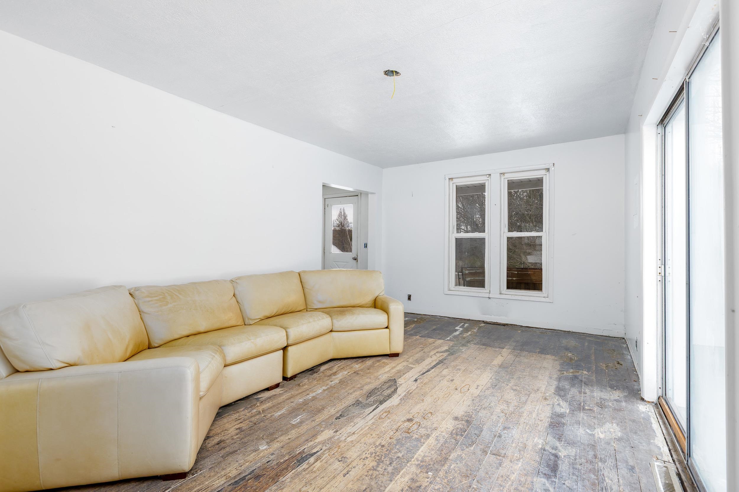 2760 River Road, Frankfort, MI, 49635-9006