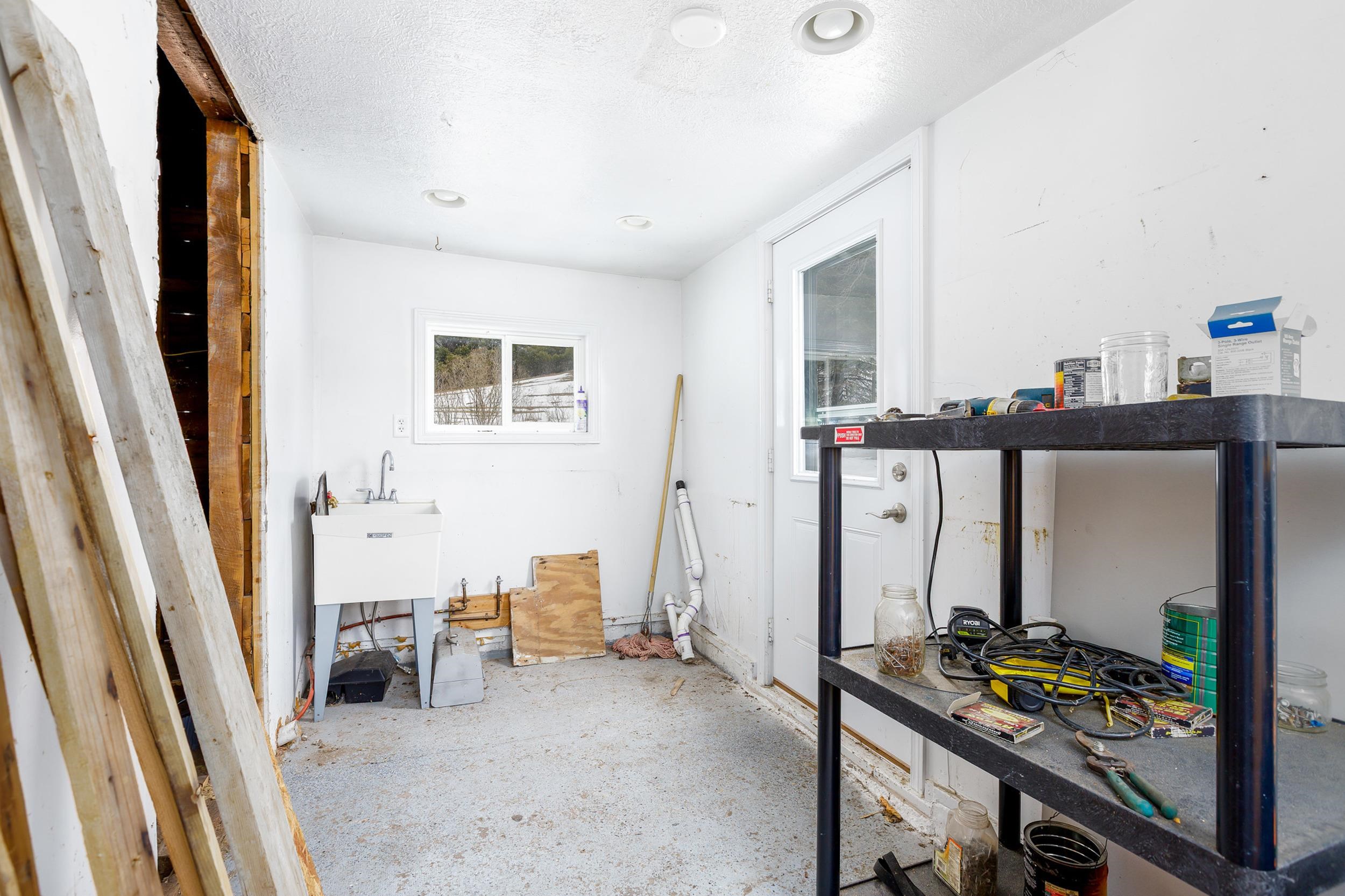 2760 River Road, Frankfort, MI, 49635-9006