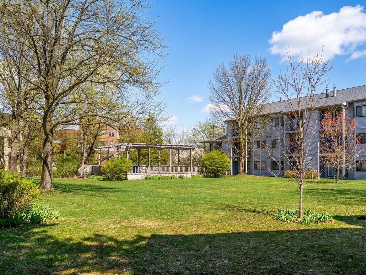 545 Riverine Drive UNIT&nbsp;205, Traverse City, MI, 49684