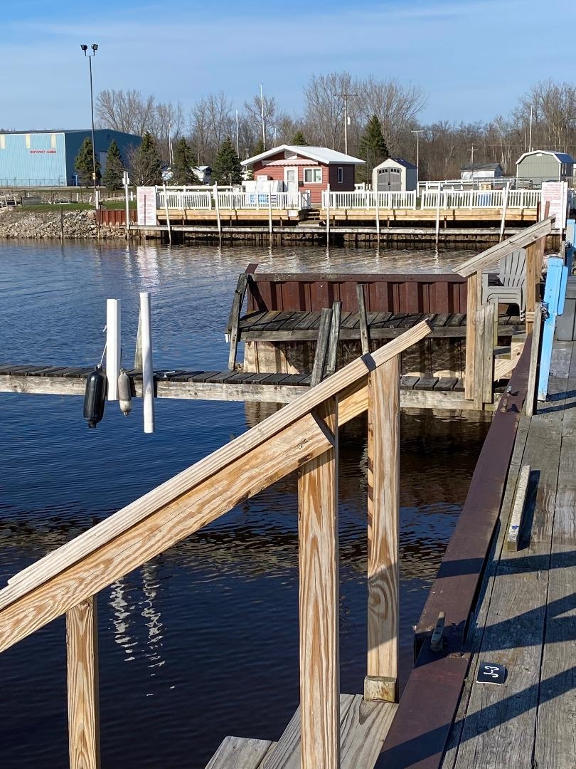 3676 E Michigan Avenue, Au Gres, MI, 48703