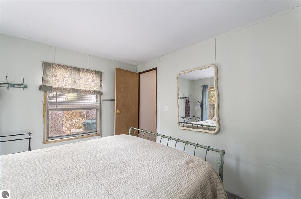 377 E Bear Lake Road, Kalkaska, MI, 49646