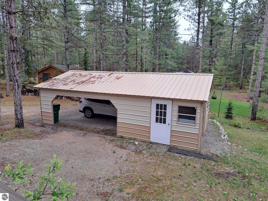 377 E Bear Lake Road, Kalkaska, MI, 49646