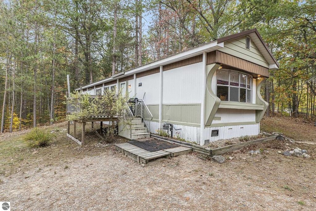 377 E Bear Lake Road, Kalkaska, MI, 49646