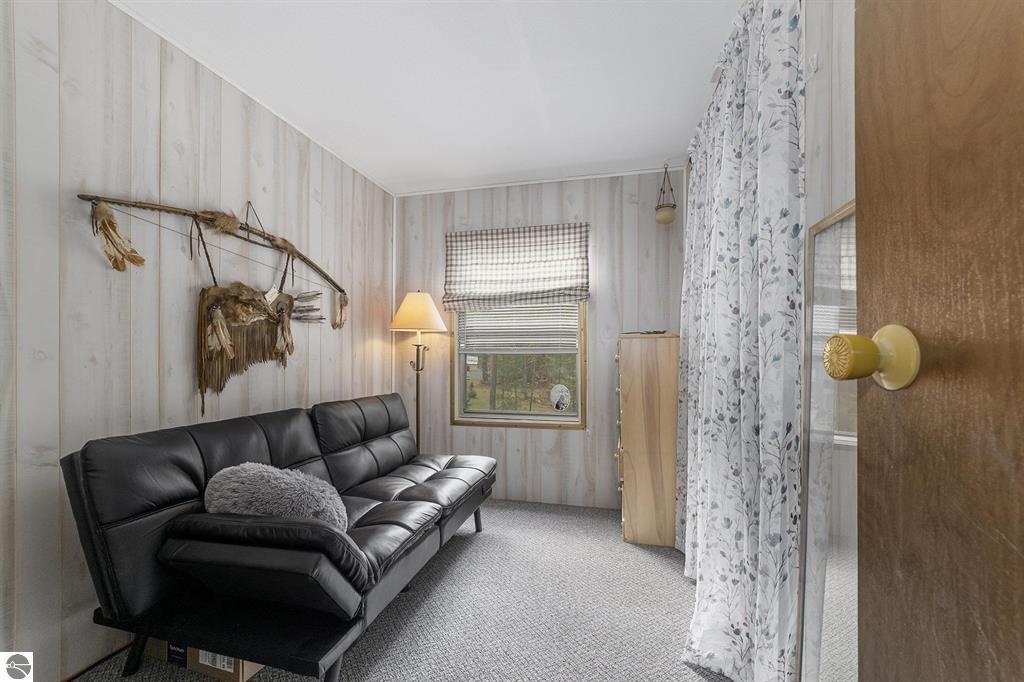 377 E Bear Lake Road, Kalkaska, MI, 49646