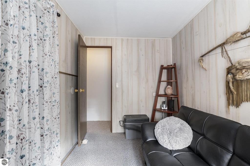 377 E Bear Lake Road, Kalkaska, MI, 49646