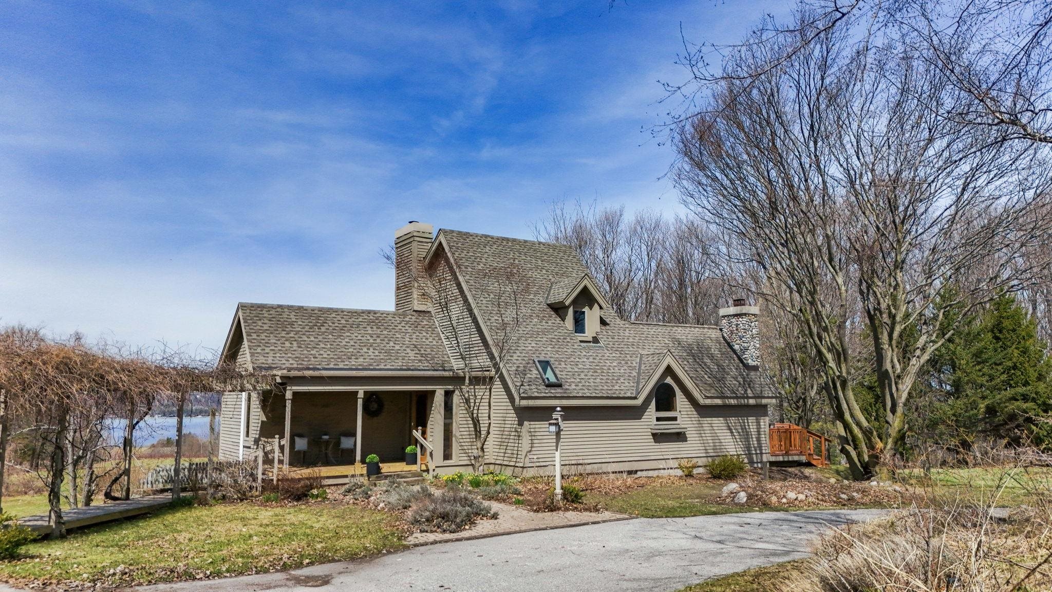 470 S Donnybrook Road, Suttons Bay, MI, 49682