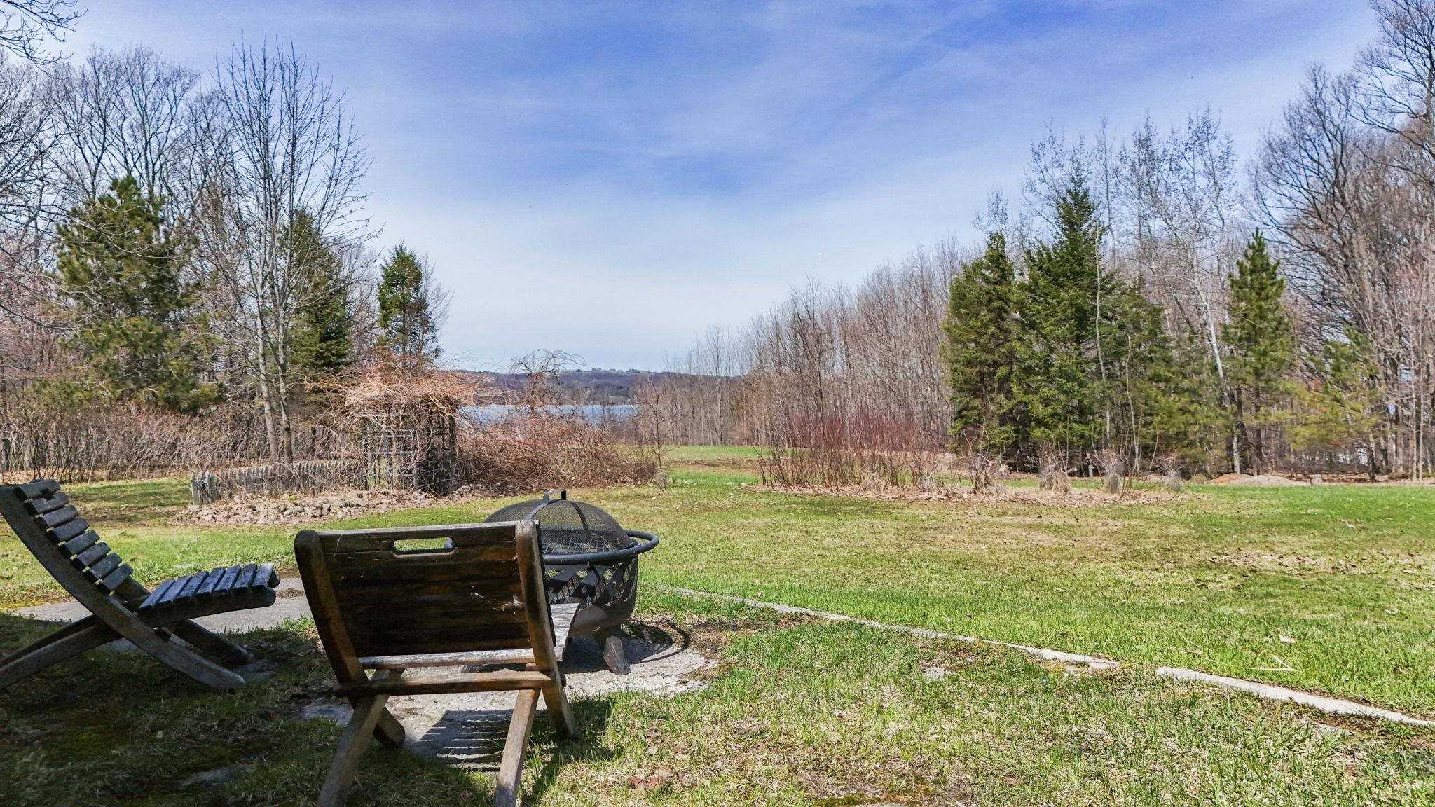 470 S Donnybrook Road, Suttons Bay, MI, 49682