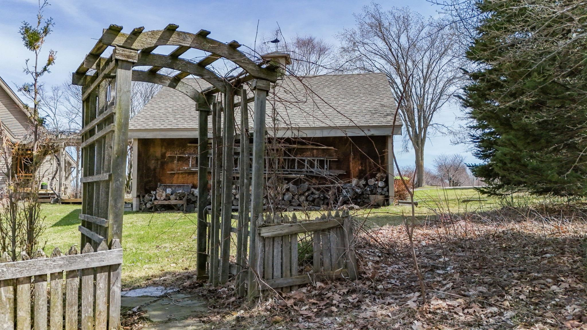 470 S Donnybrook Road, Suttons Bay, MI, 49682