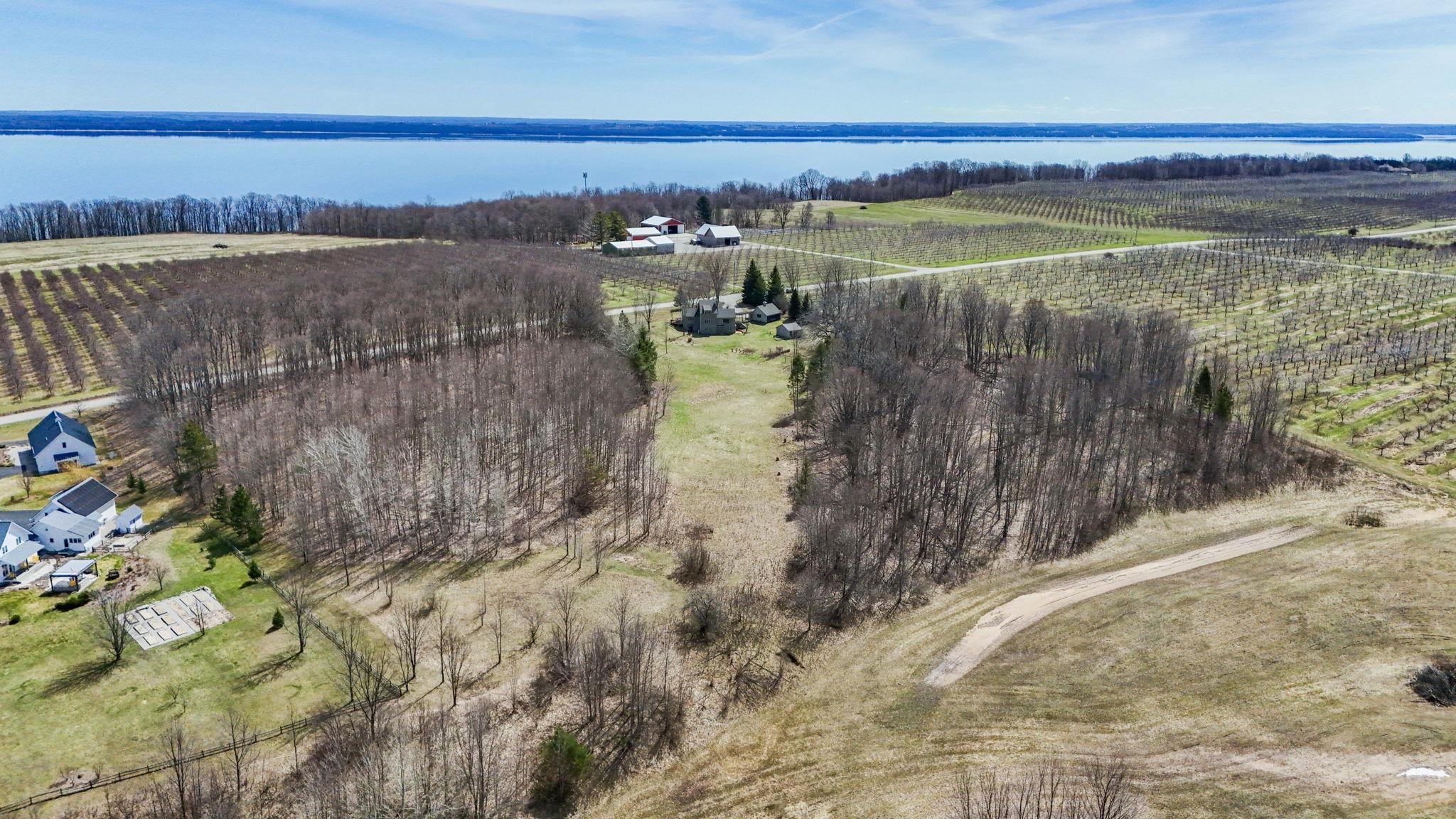 470 S Donnybrook Road, Suttons Bay, MI, 49682