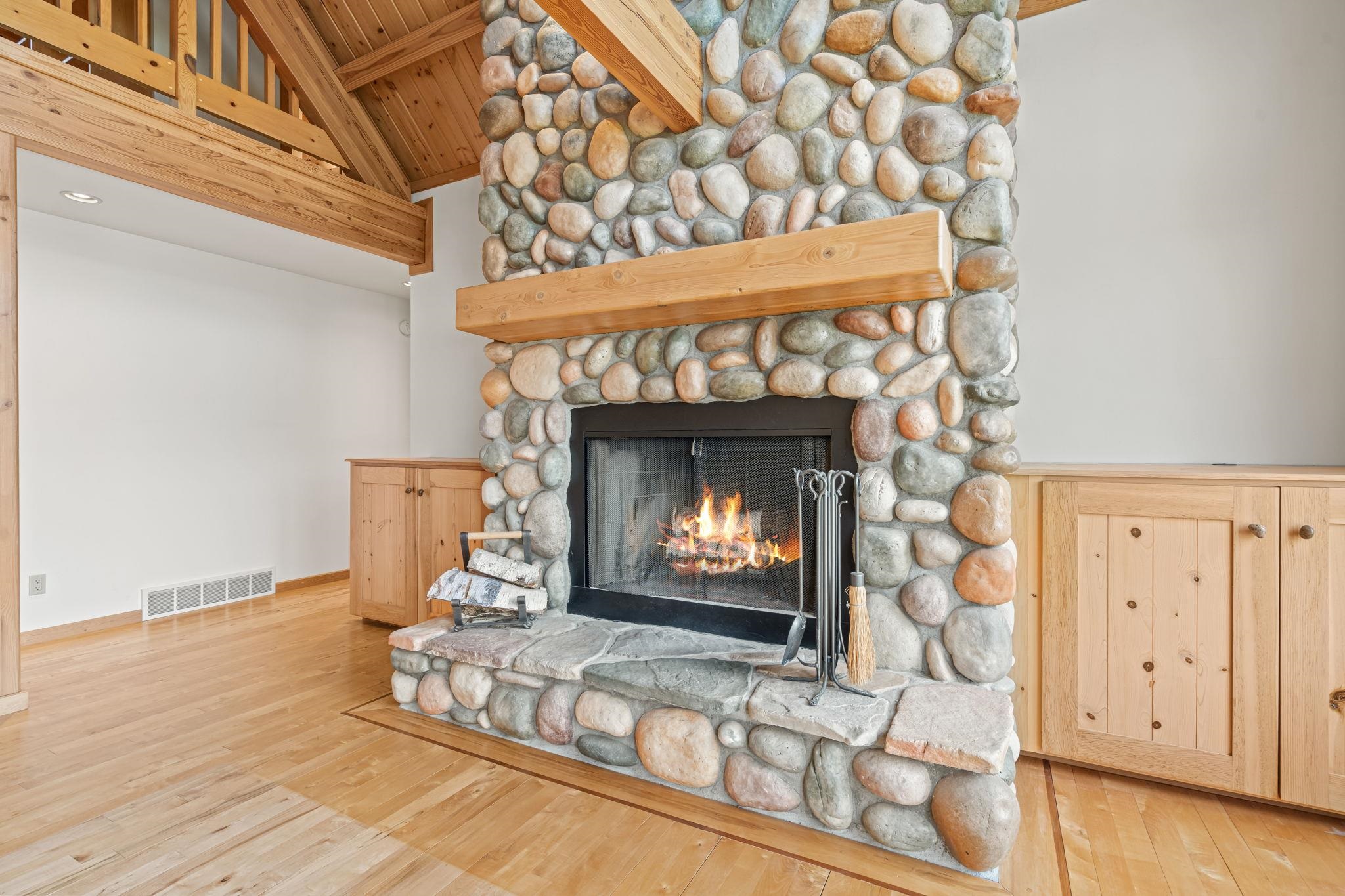 2962 Crescent Shores Drive, Traverse City, MI, 49685-9643