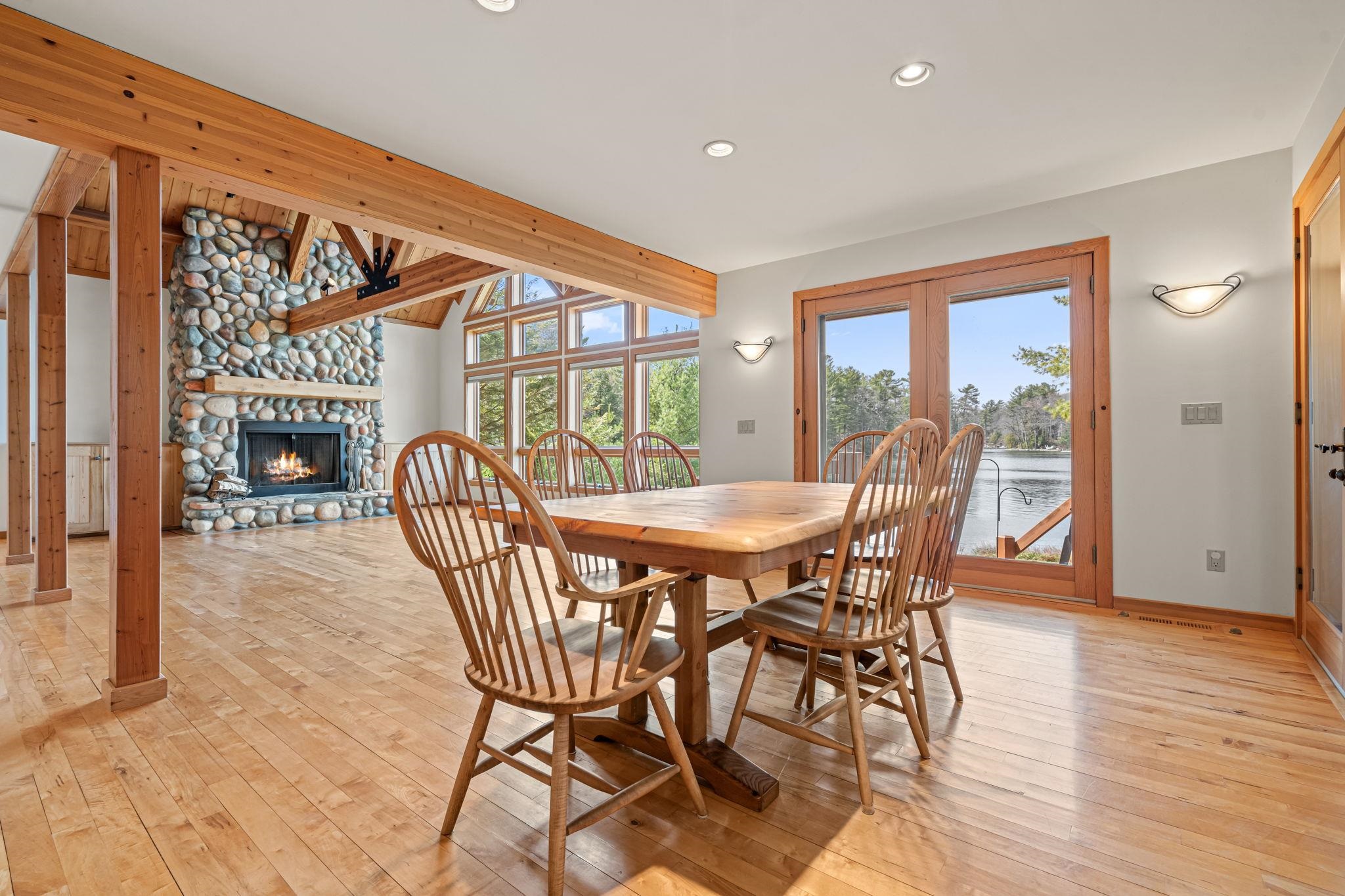 2962 Crescent Shores Drive, Traverse City, MI, 49685-9643