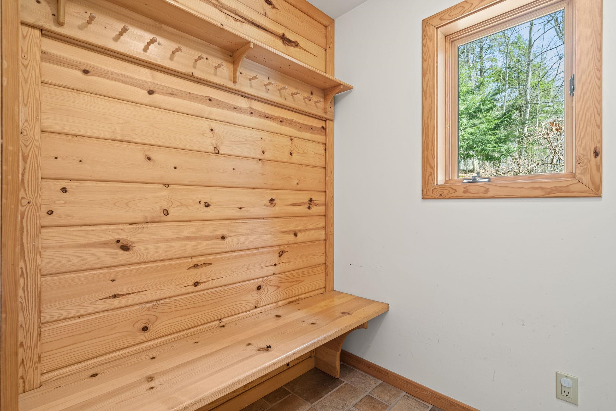 2962 Crescent Shores Drive, Traverse City, MI, 49685-9643