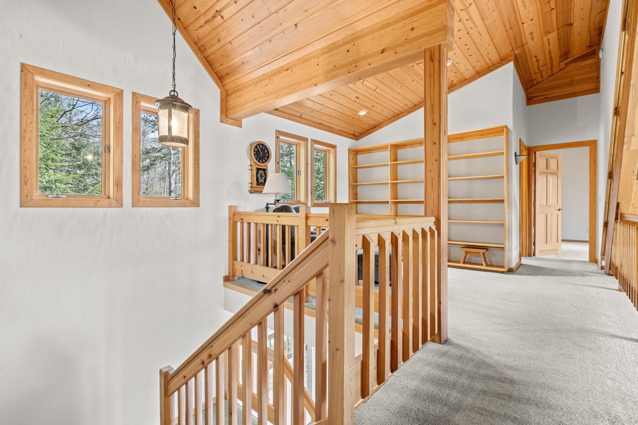 2962 Crescent Shores Drive, Traverse City, MI, 49685-9643