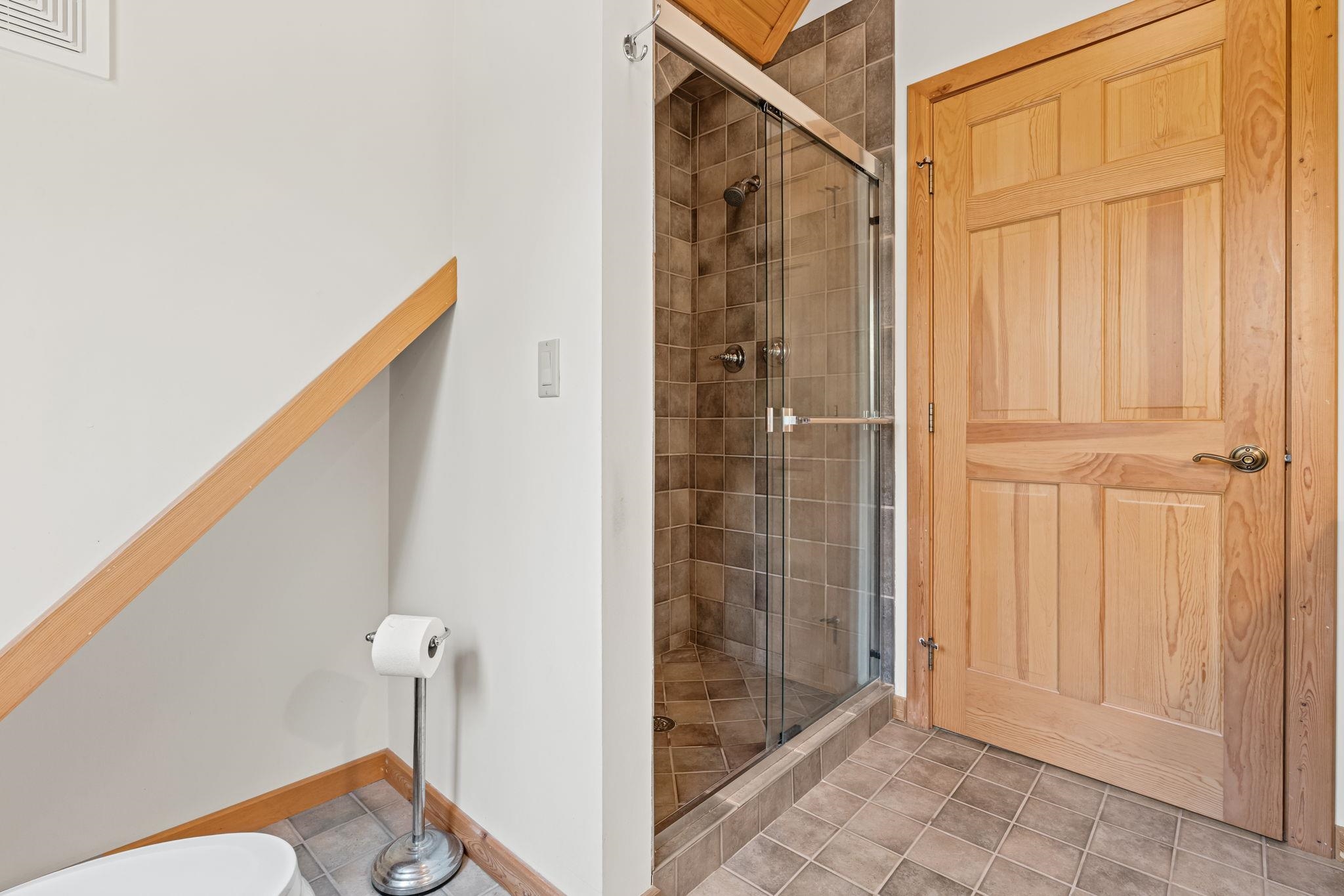 2962 Crescent Shores Drive, Traverse City, MI, 49685-9643