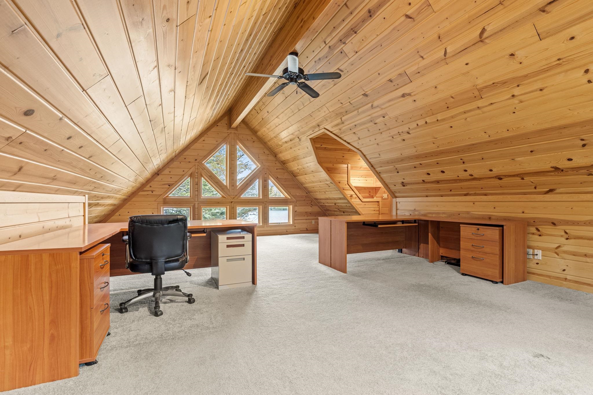 2962 Crescent Shores Drive, Traverse City, MI, 49685-9643