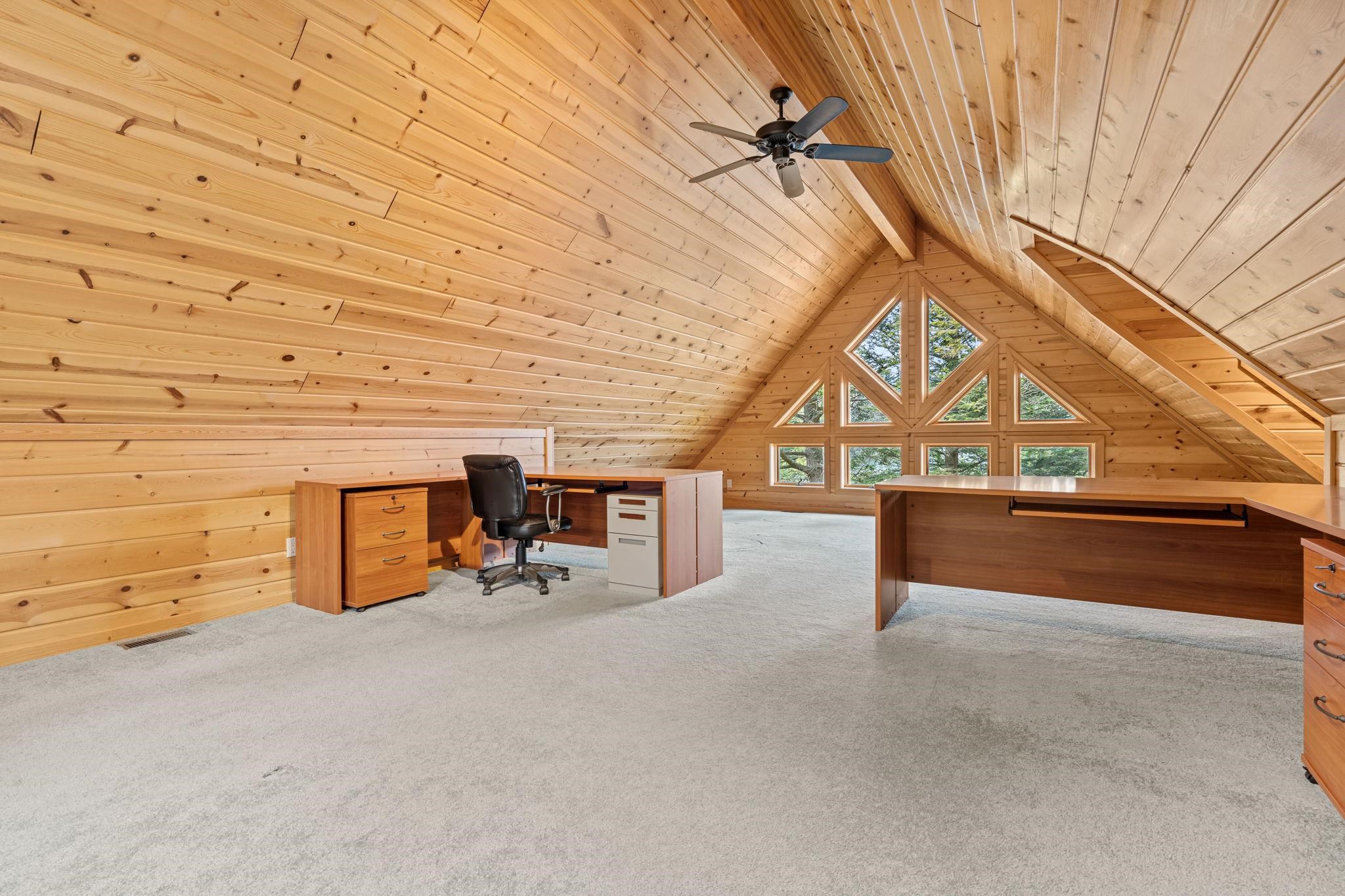 2962 Crescent Shores Drive, Traverse City, MI, 49685-9643