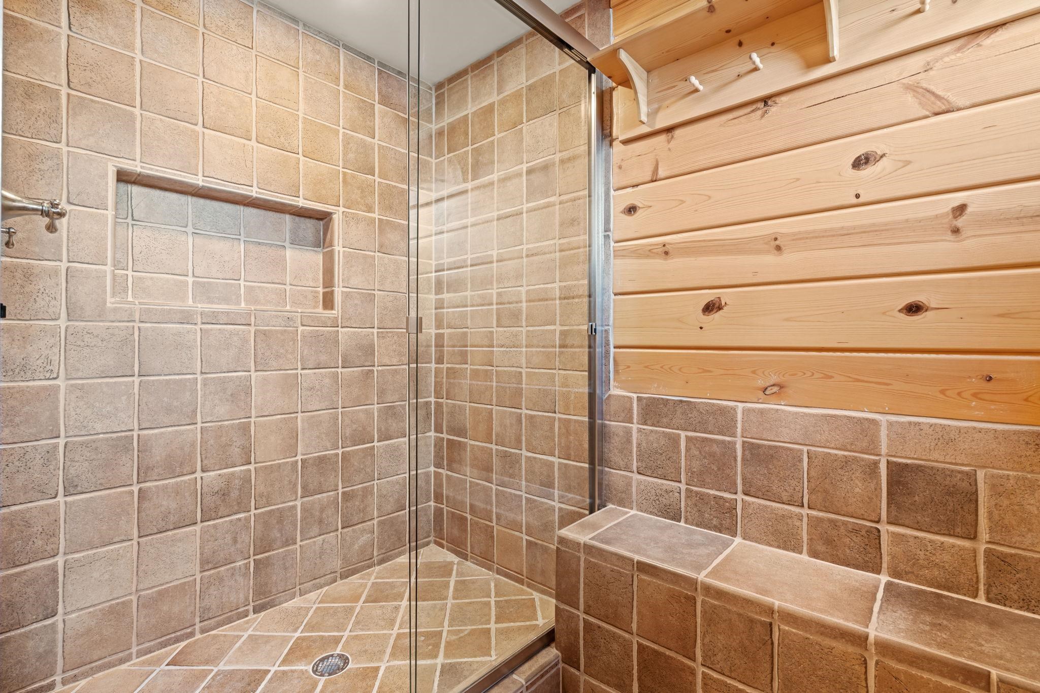 2962 Crescent Shores Drive, Traverse City, MI, 49685-9643