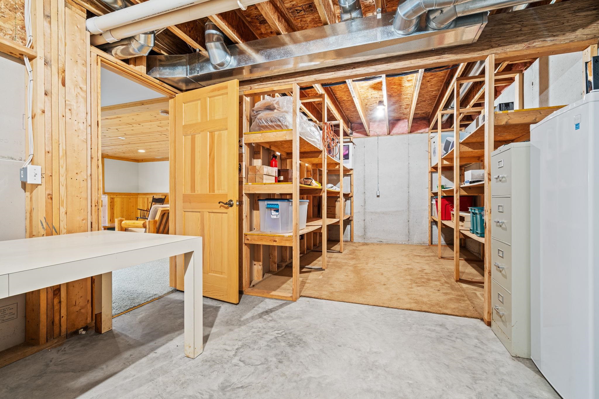 2962 Crescent Shores Drive, Traverse City, MI, 49685-9643