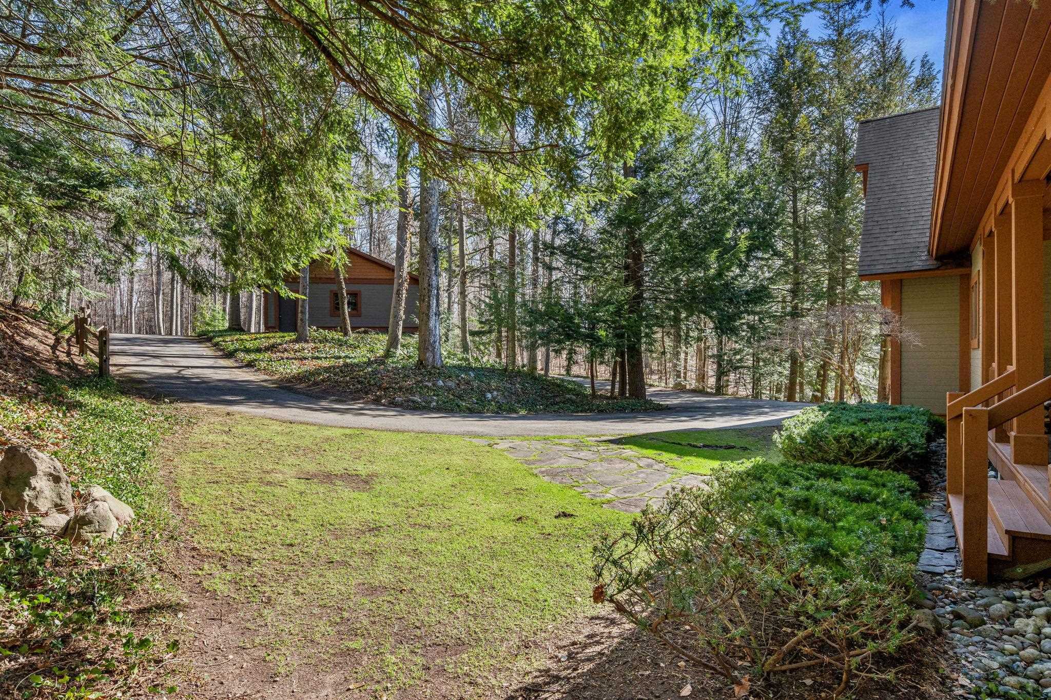 2962 Crescent Shores Drive, Traverse City, MI, 49685-9643