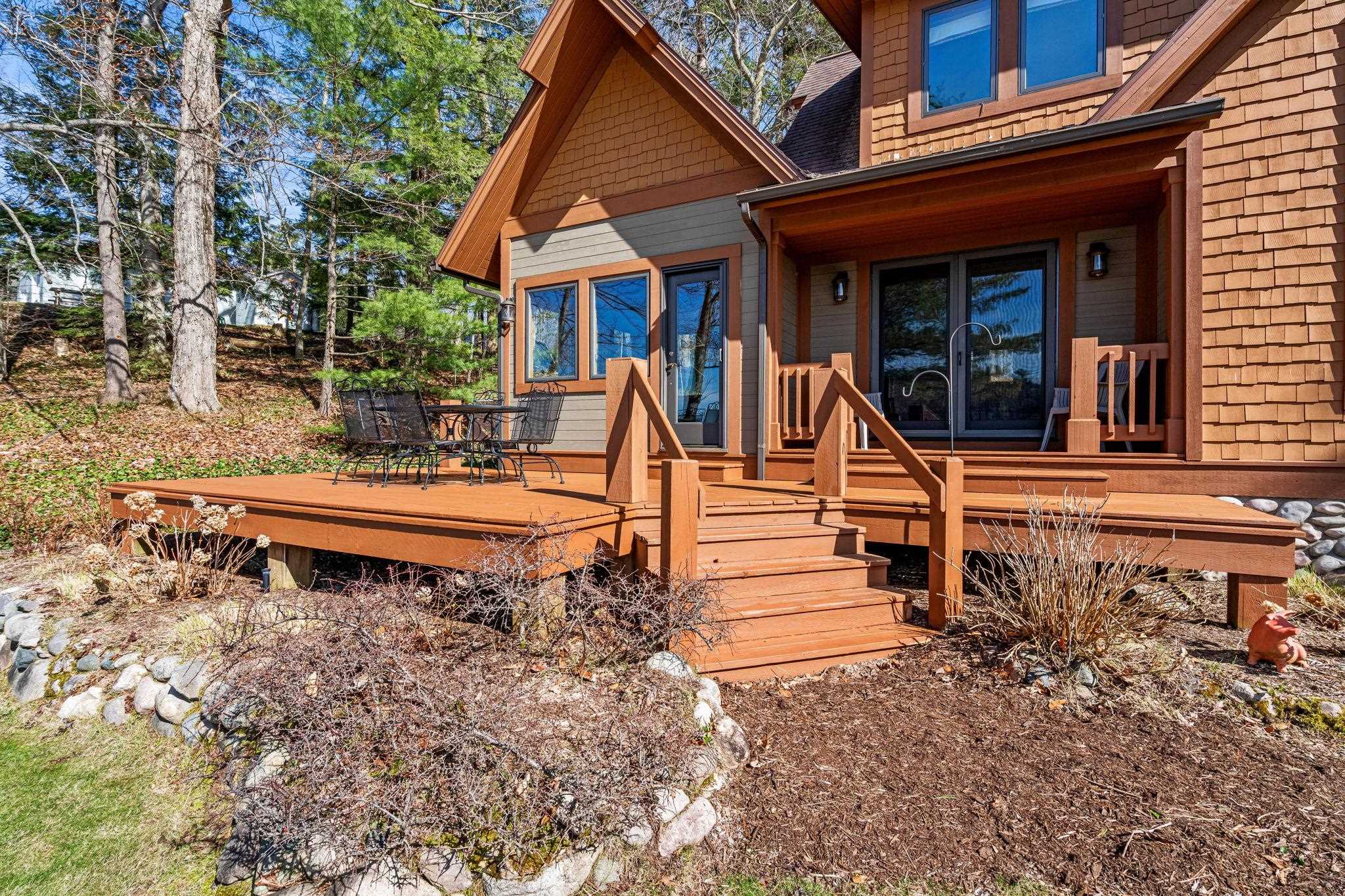 2962 Crescent Shores Drive, Traverse City, MI, 49685-9643