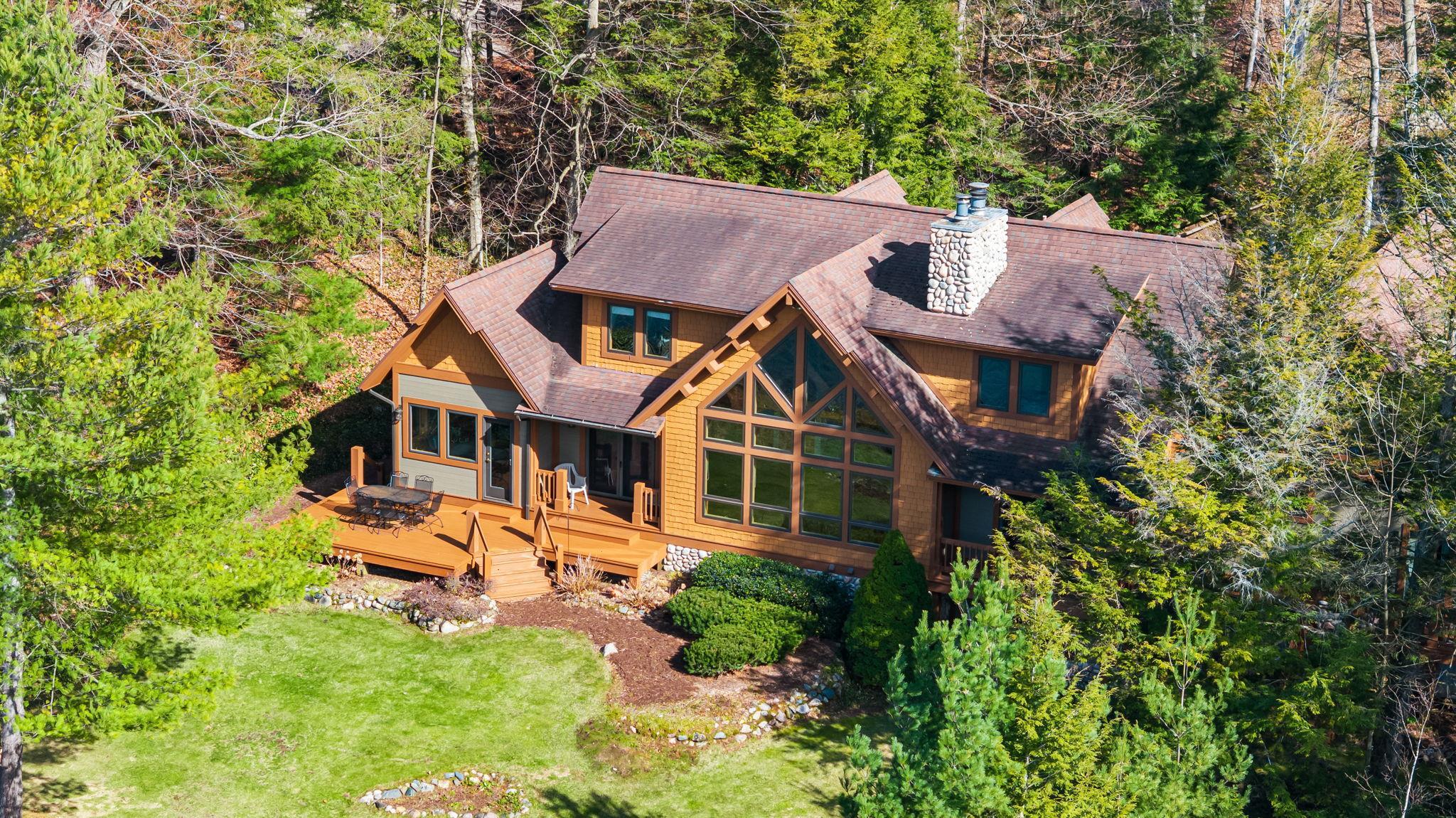 2962 Crescent Shores Drive, Traverse City, MI, 49685-9643