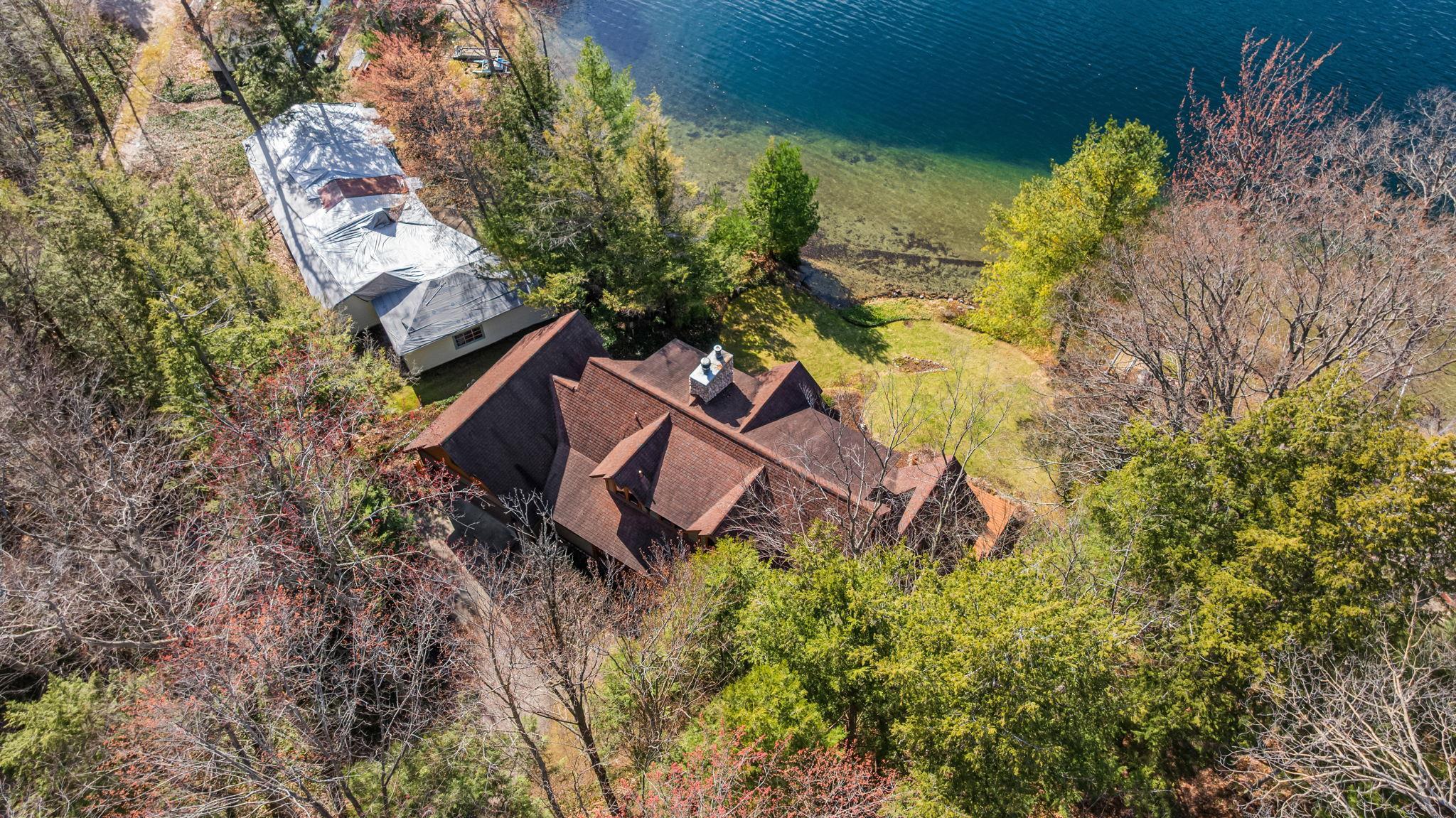 2962 Crescent Shores Drive, Traverse City, MI, 49685-9643