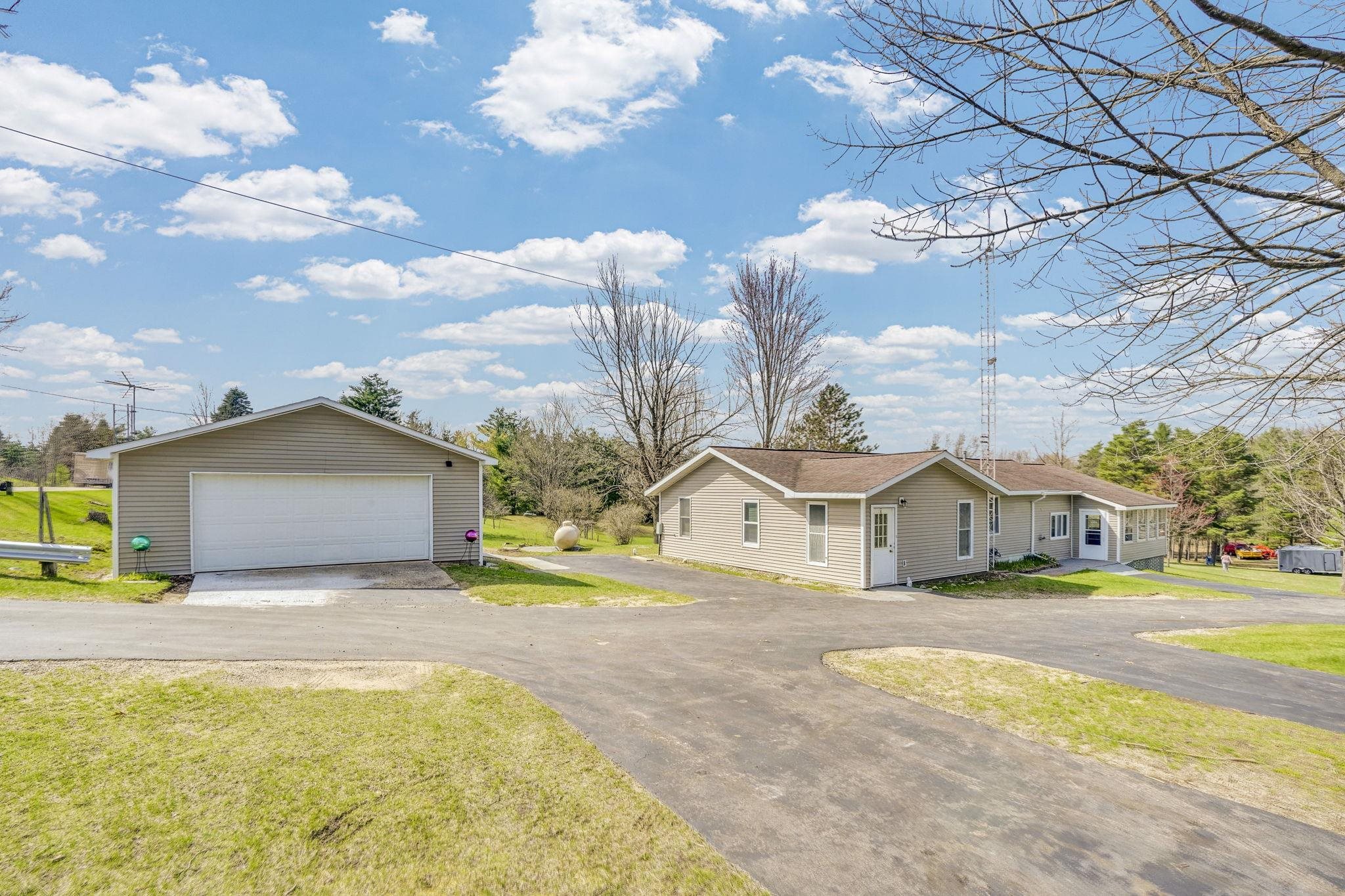 10976 E 3 Mile Road, Luther, MI, 49656