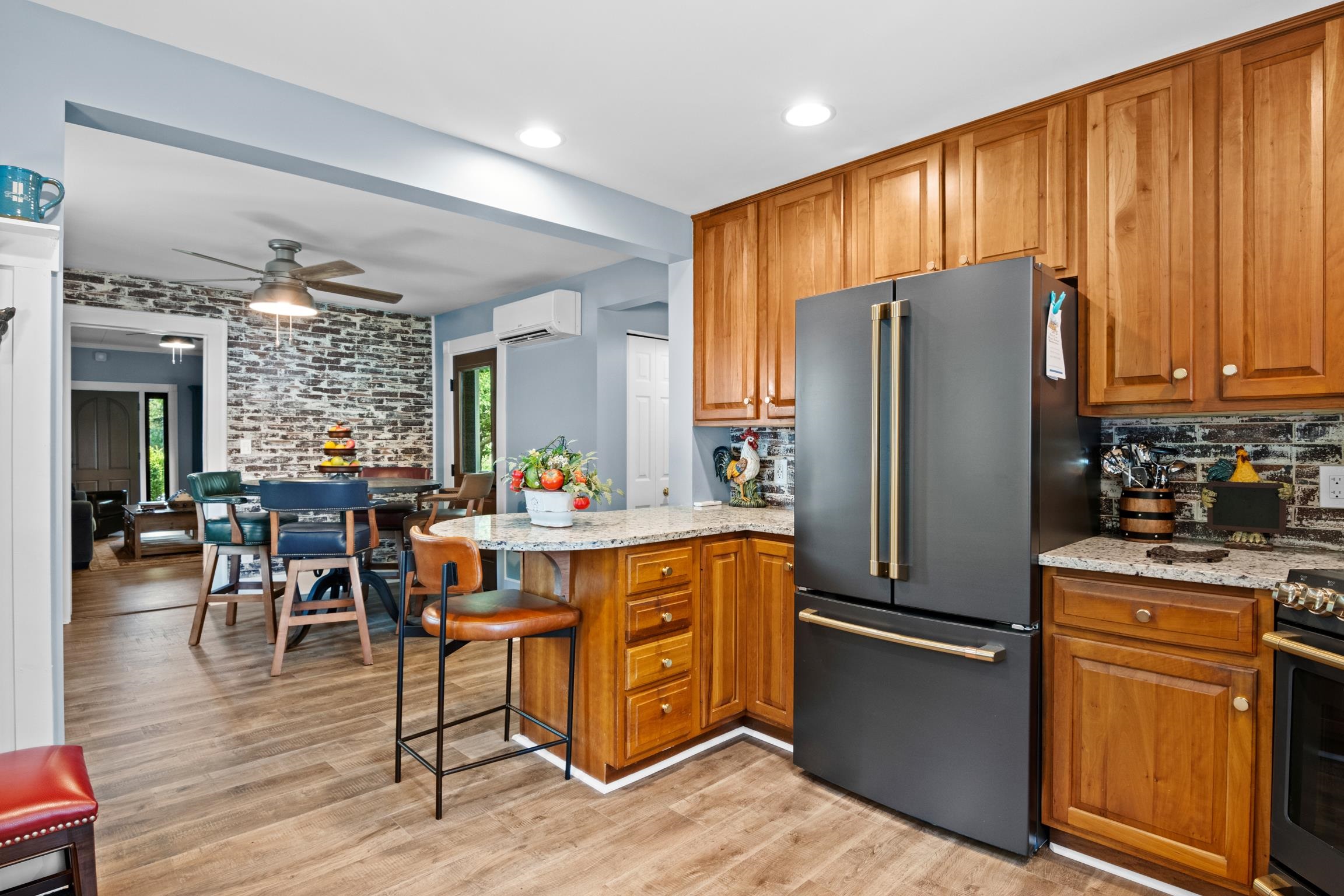 11256 S Lacore Road, Empire, MI, 49630