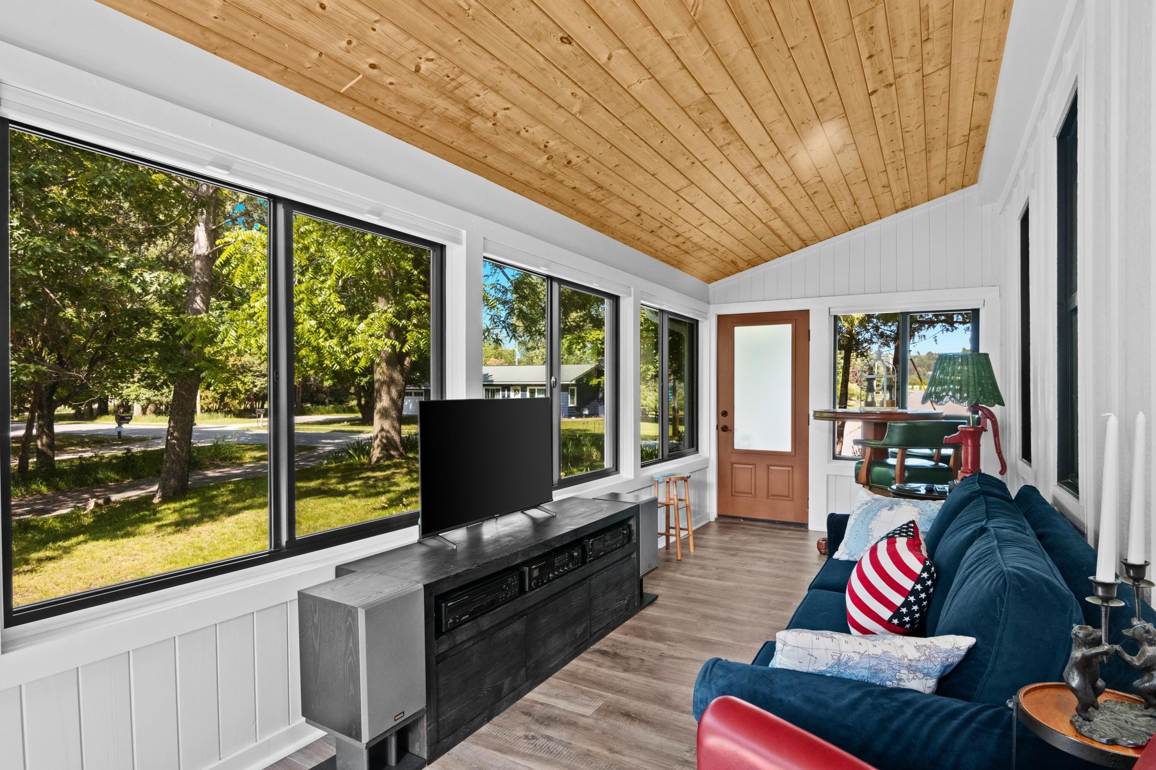 11256 S Lacore Road, Empire, MI, 49630