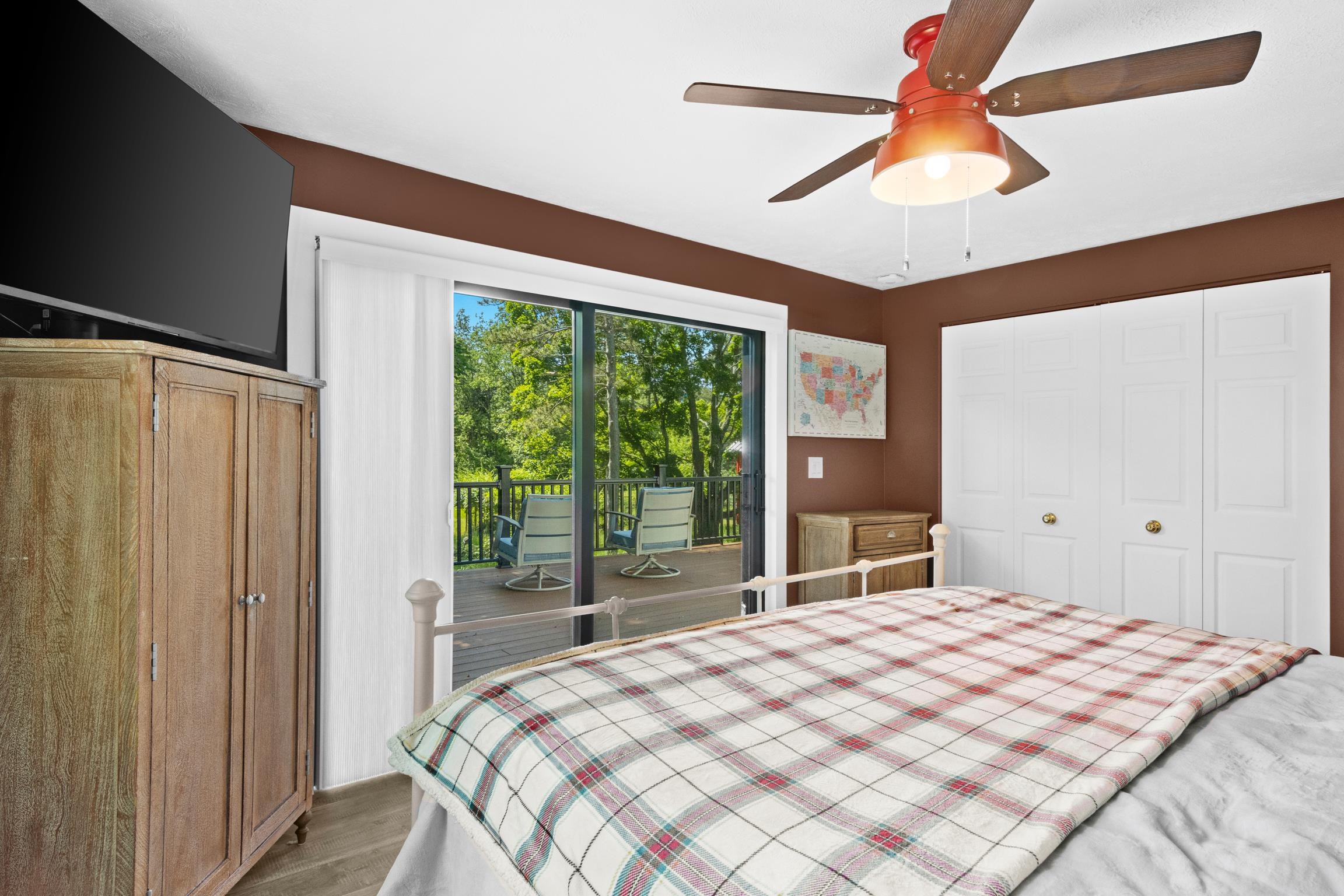 11256 S Lacore Road, Empire, MI, 49630