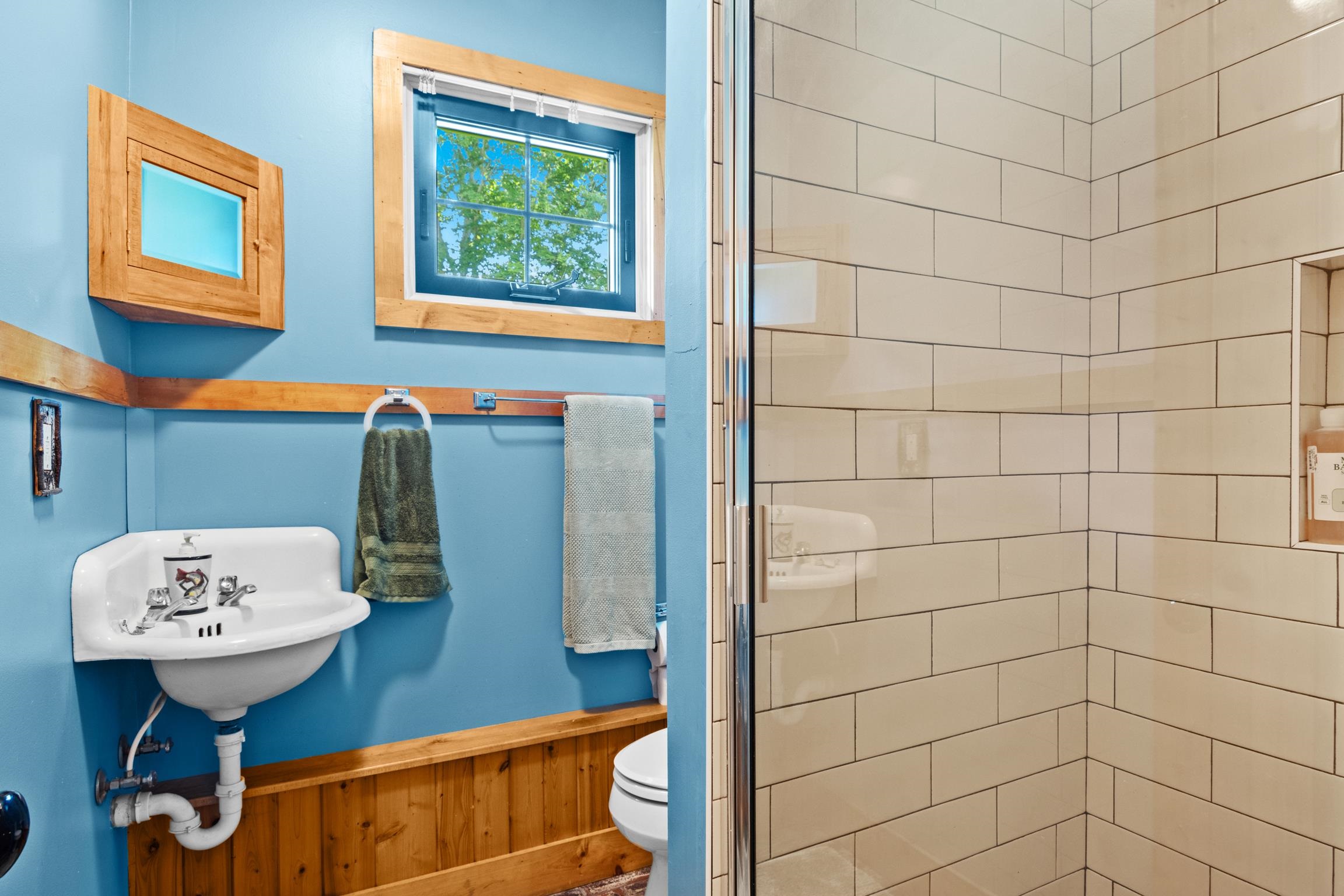 11256 S Lacore Road, Empire, MI, 49630