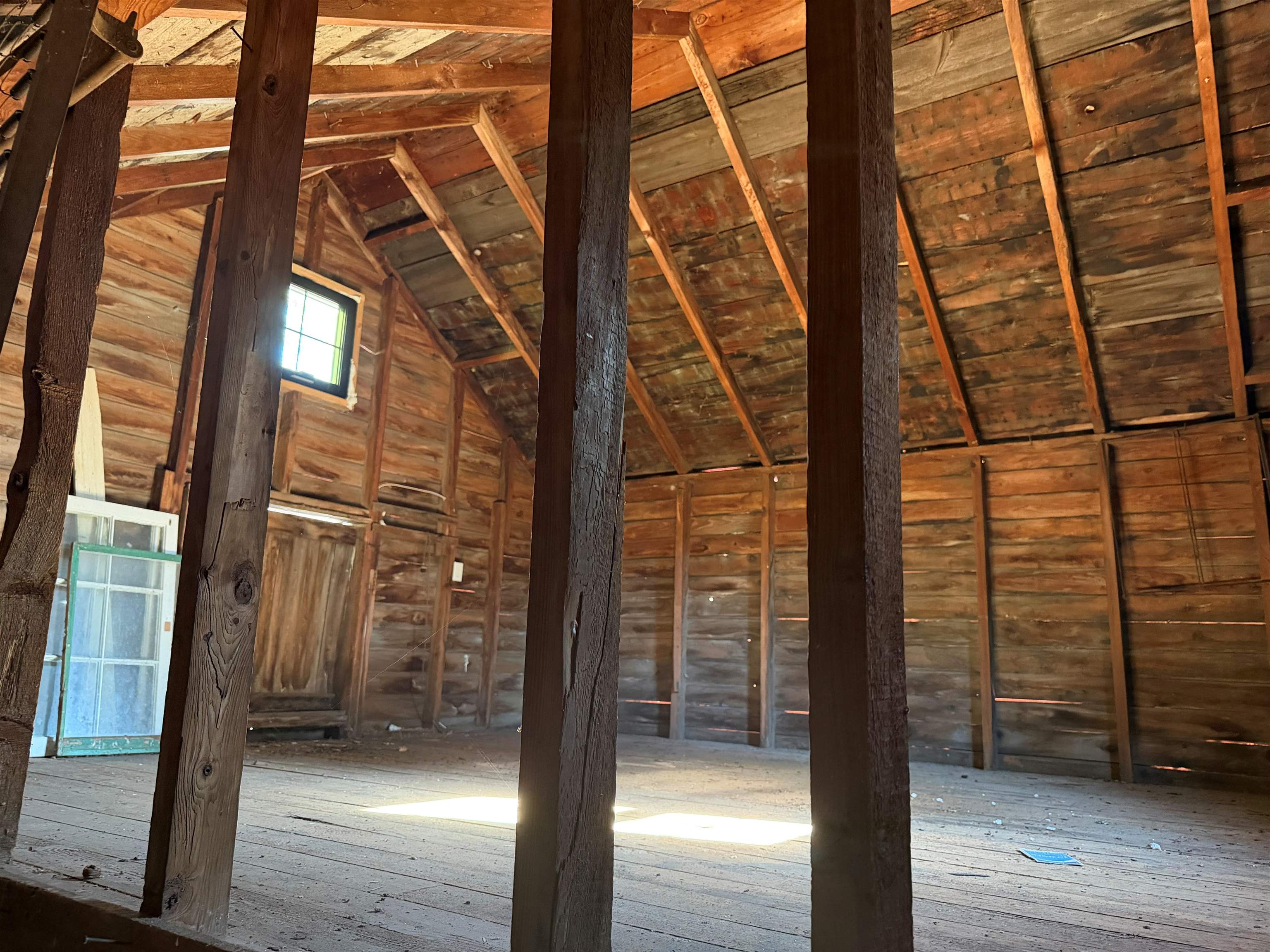 11256 S Lacore Road, Empire, MI, 49630