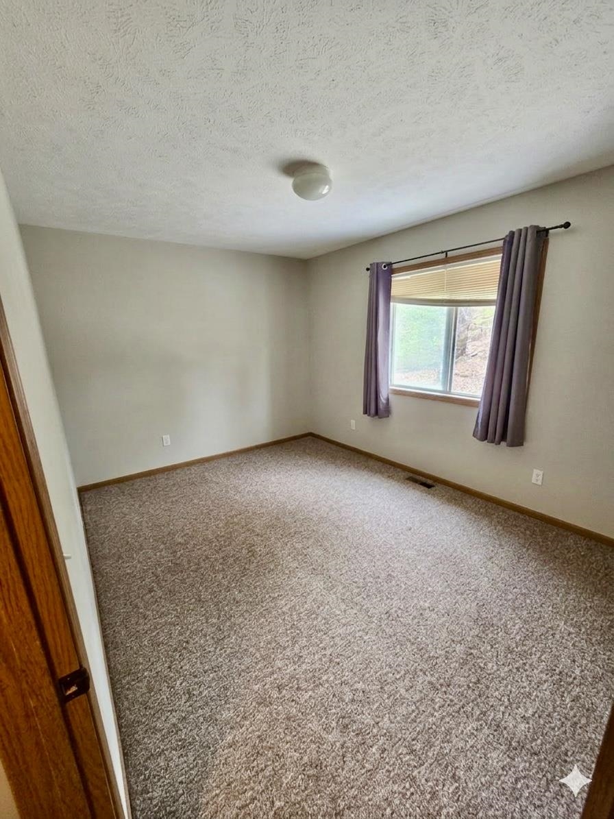 3817 Vale Drive, Traverse City, MI, 49686