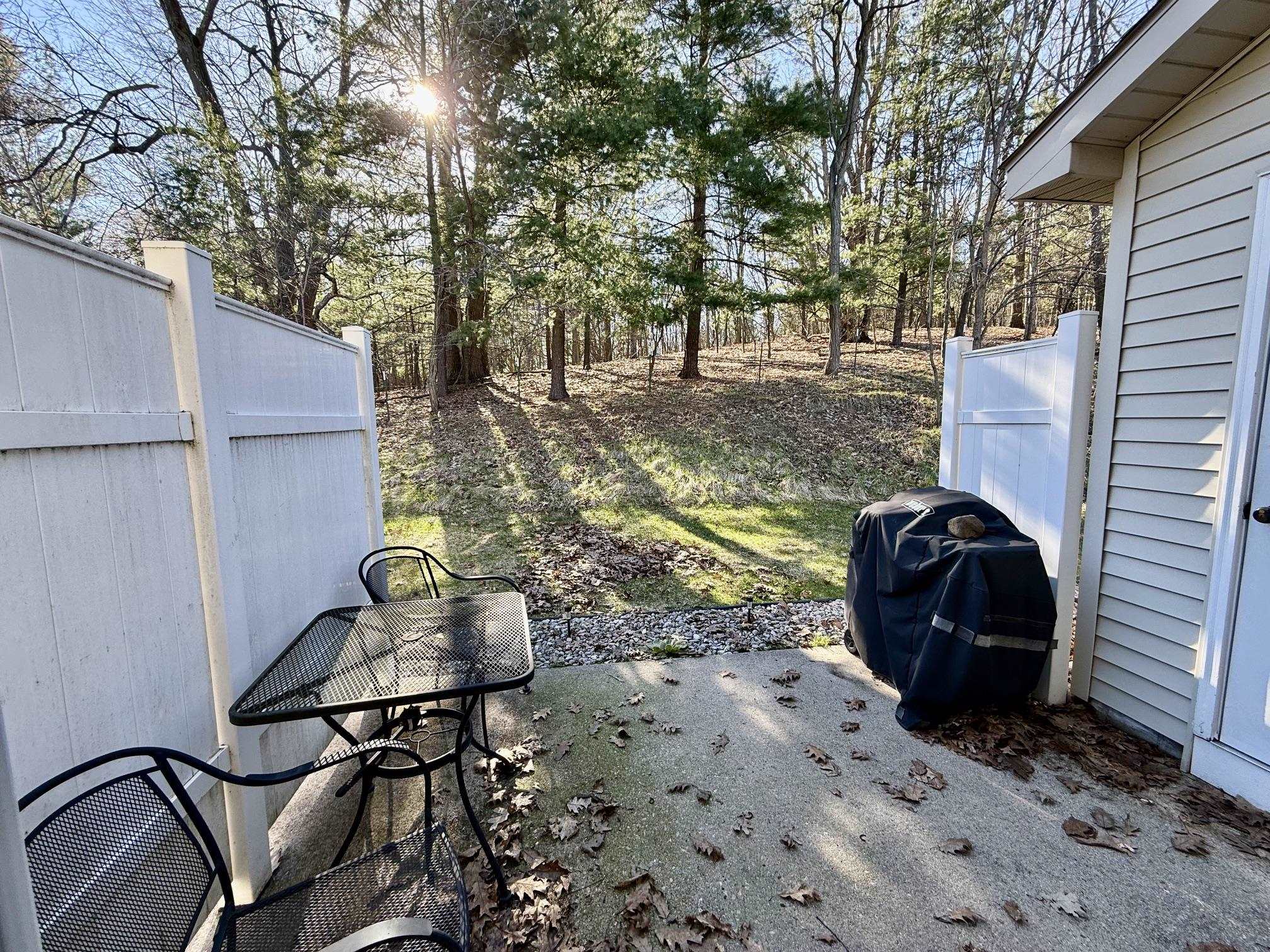 3817 Vale Drive, Traverse City, MI, 49686