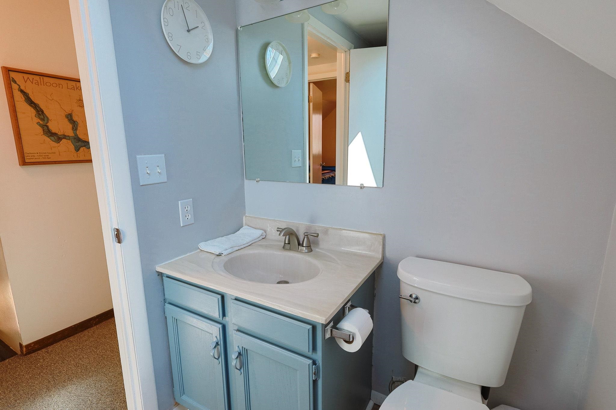 384 Scenic Trail, Gaylord, MI, 49735-9003