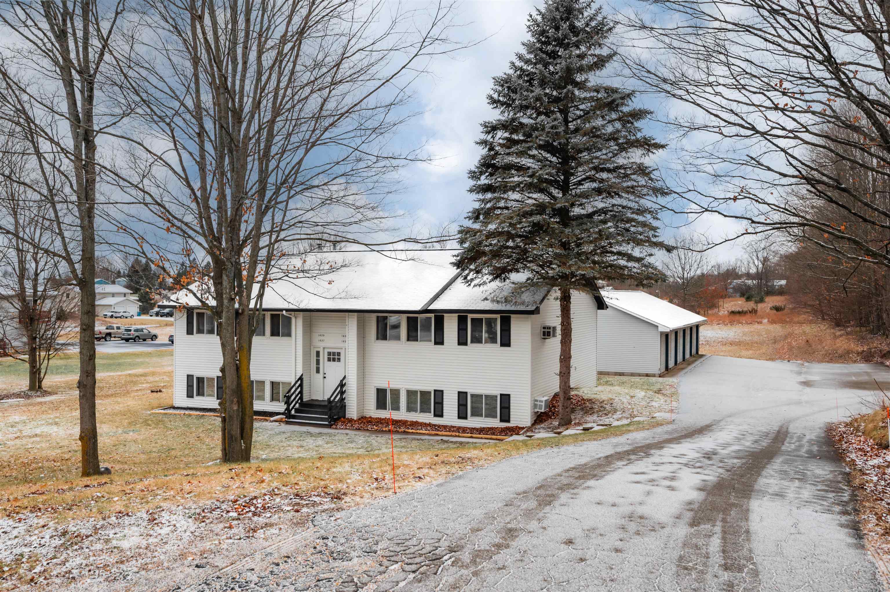 1627 Rasho Road, Traverse City, MI, 49696