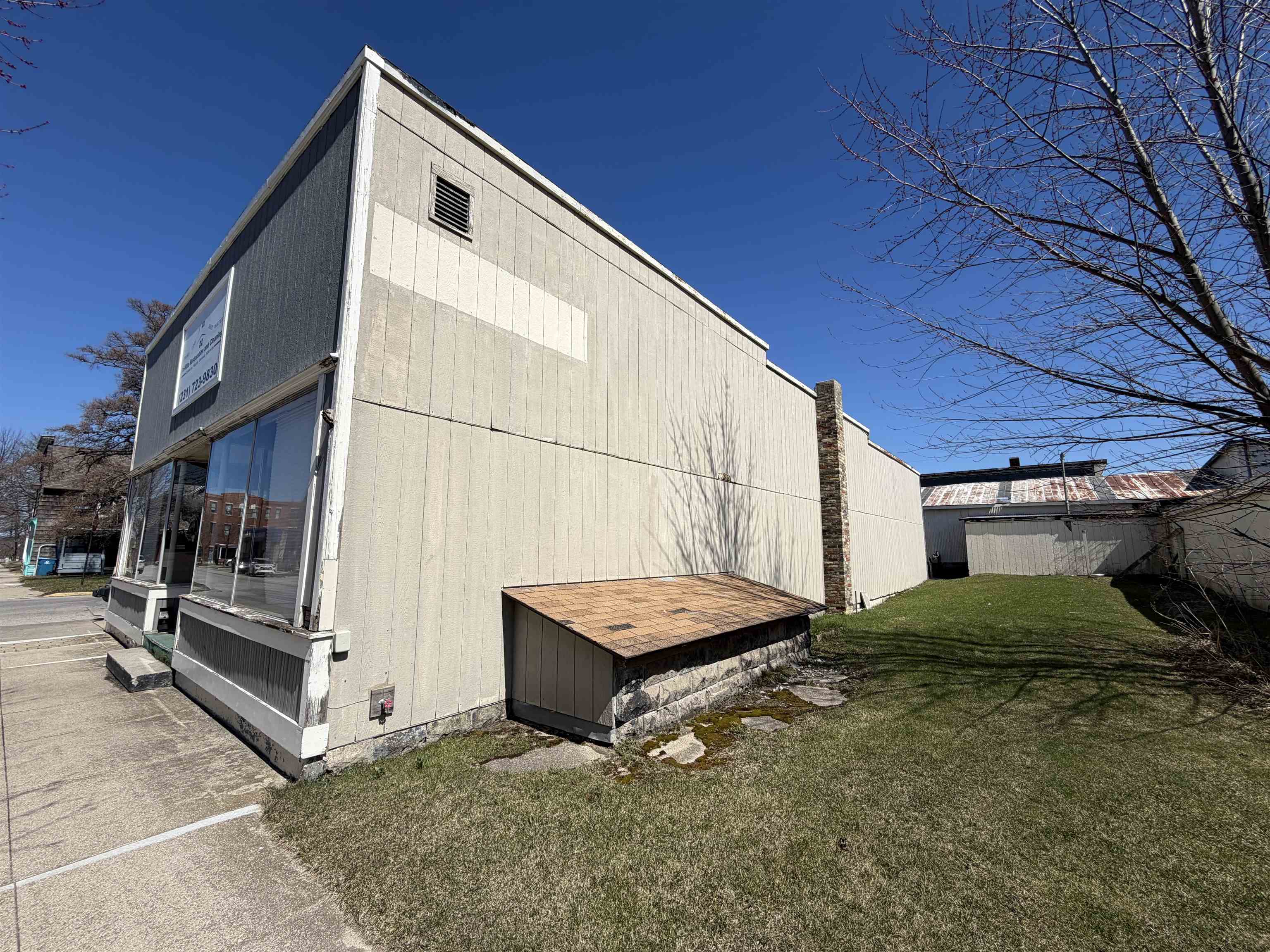 87 Division Street, Manistee, MI, 49660