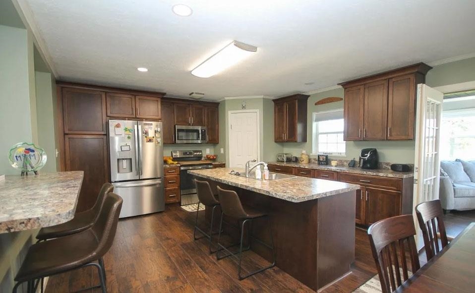 Homes for sale in Shepherd, MI | 5557 E Pleasant Valley Rd, Shepherd, MI 48883 | MLS# 80067386
