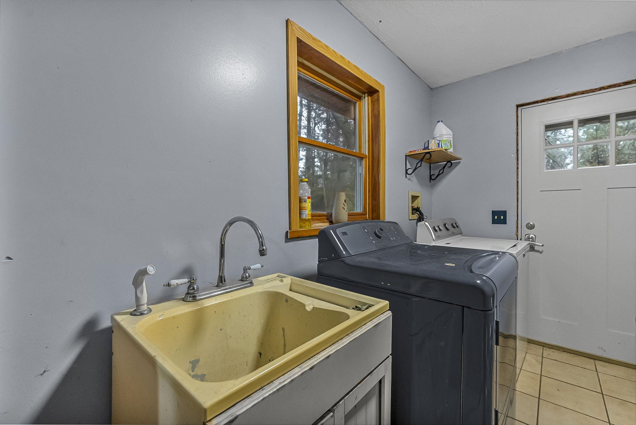 9890 SE Angel Road, Fife Lake, MI, 49633