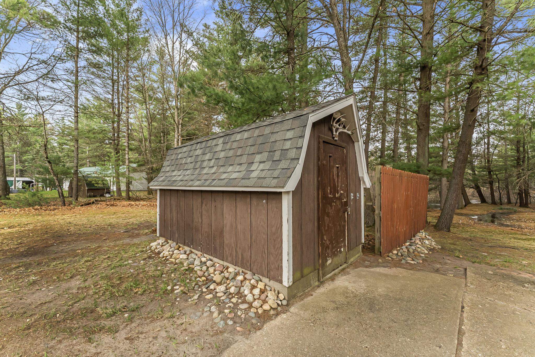 9890 SE Angel Road, Fife Lake, MI, 49633