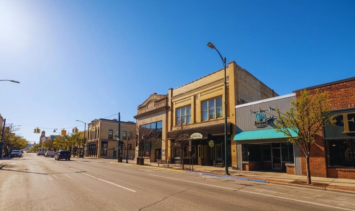 207 E Front Street, Traverse City, MI, 49684