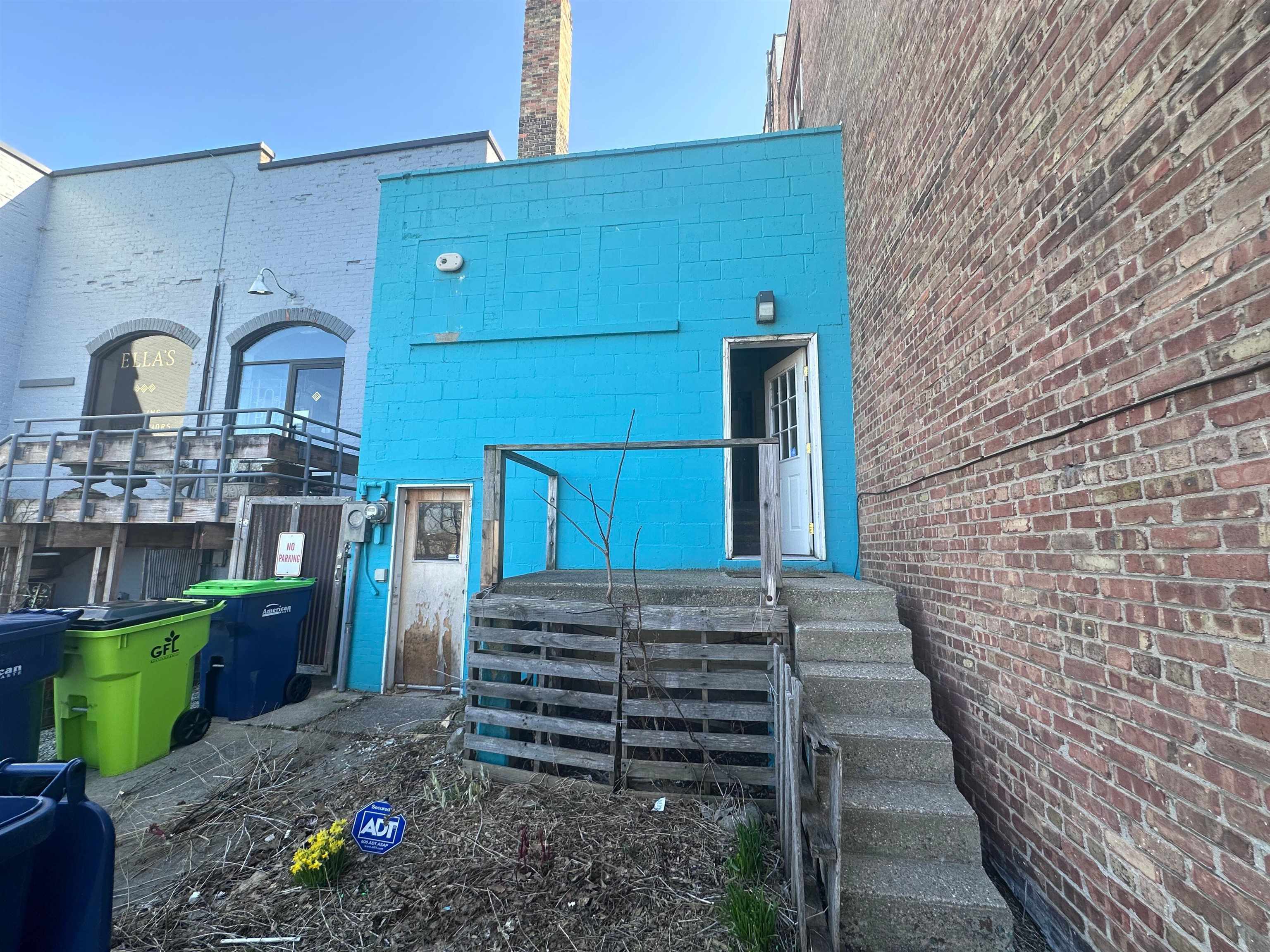 207 E Front Street, Traverse City, MI, 49684