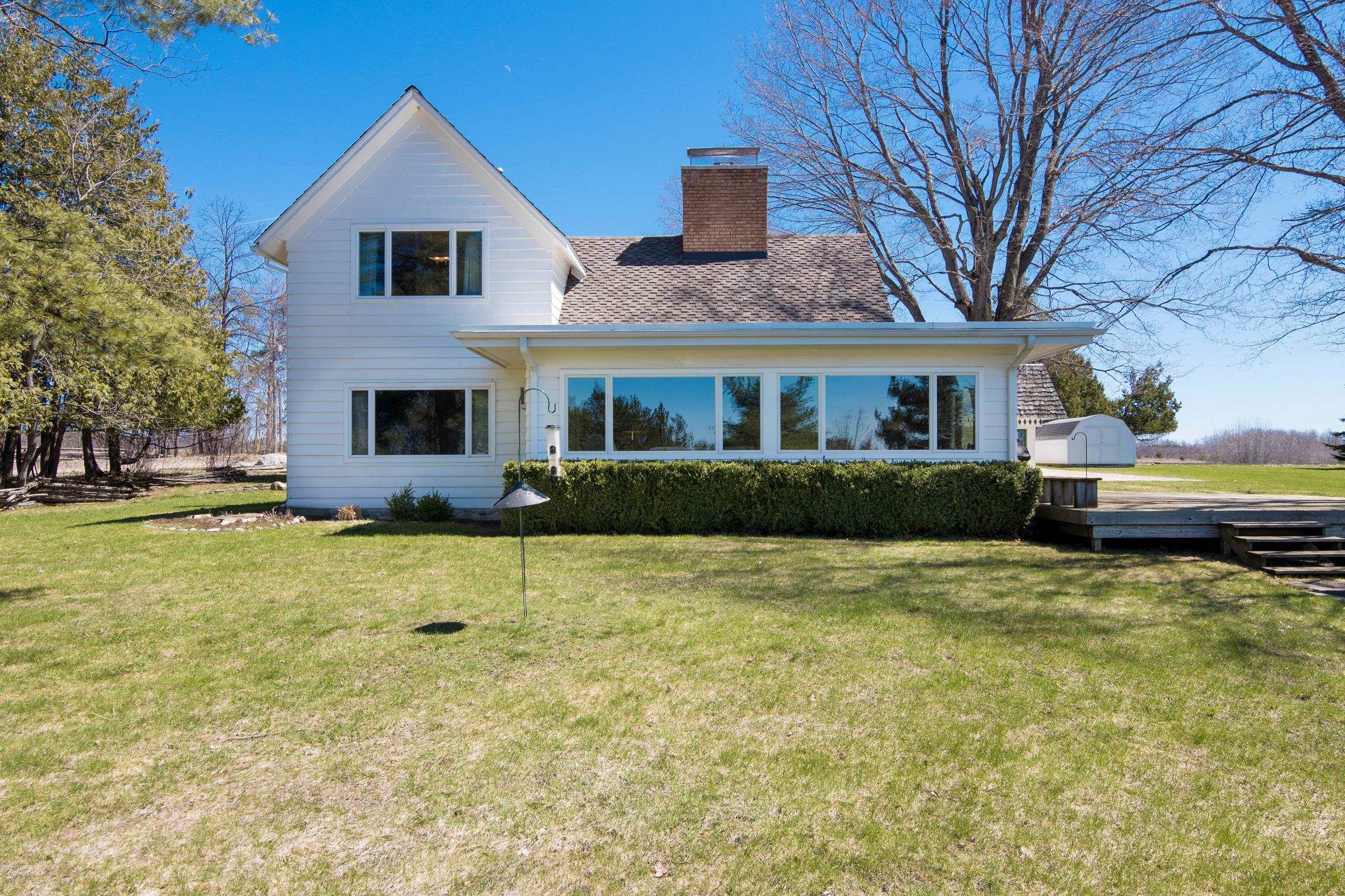 8952 Ridge Road, East Jordan, MI, 49727-9529