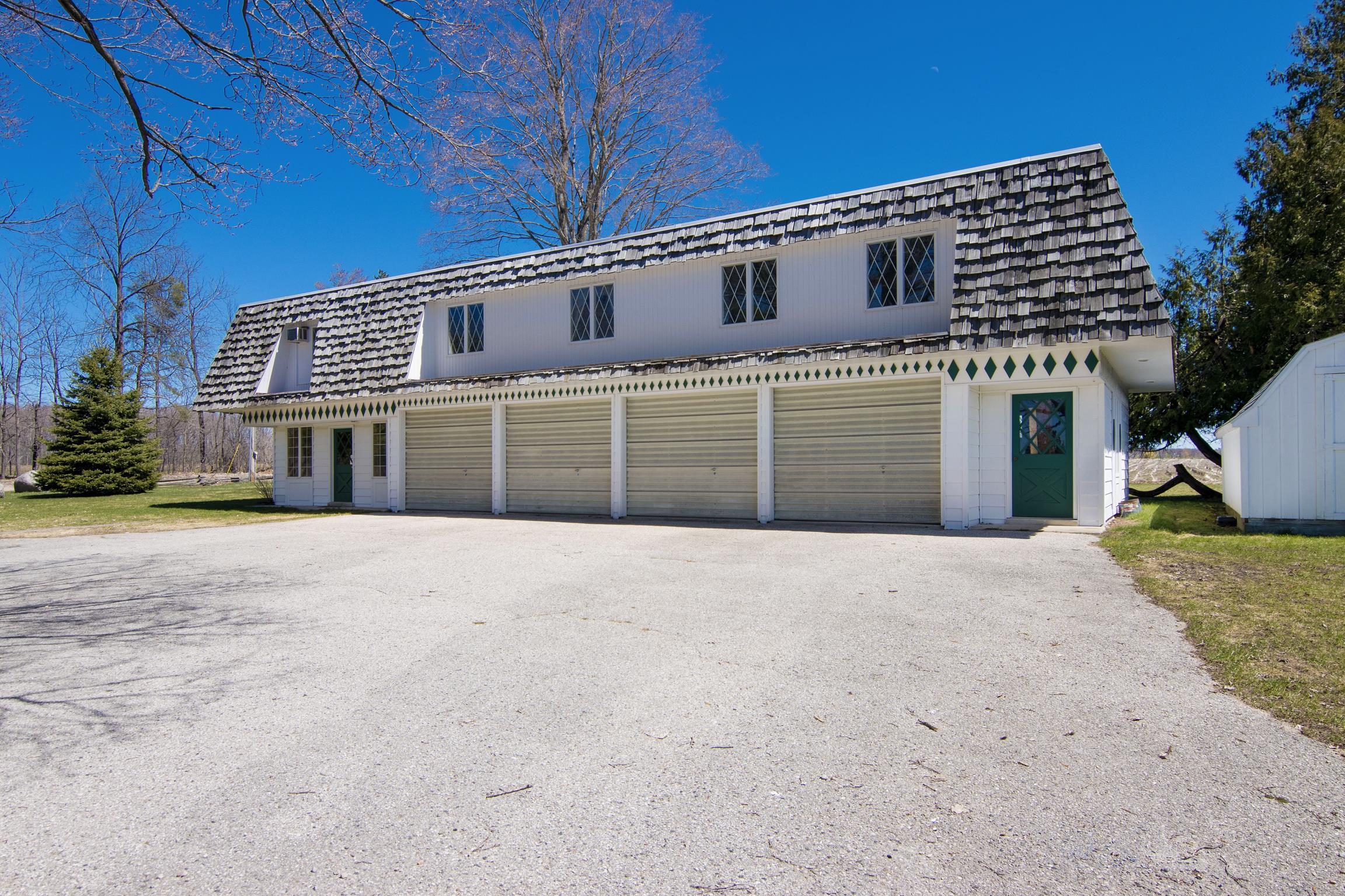 8952 Ridge Road, East Jordan, MI, 49727-9529