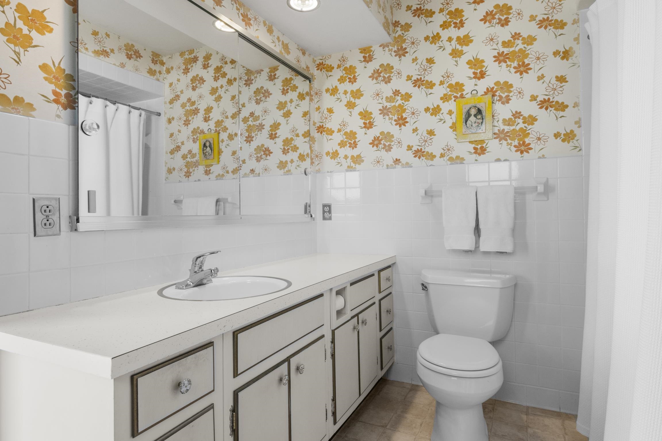 8952 Ridge Road, East Jordan, MI, 49727-9529