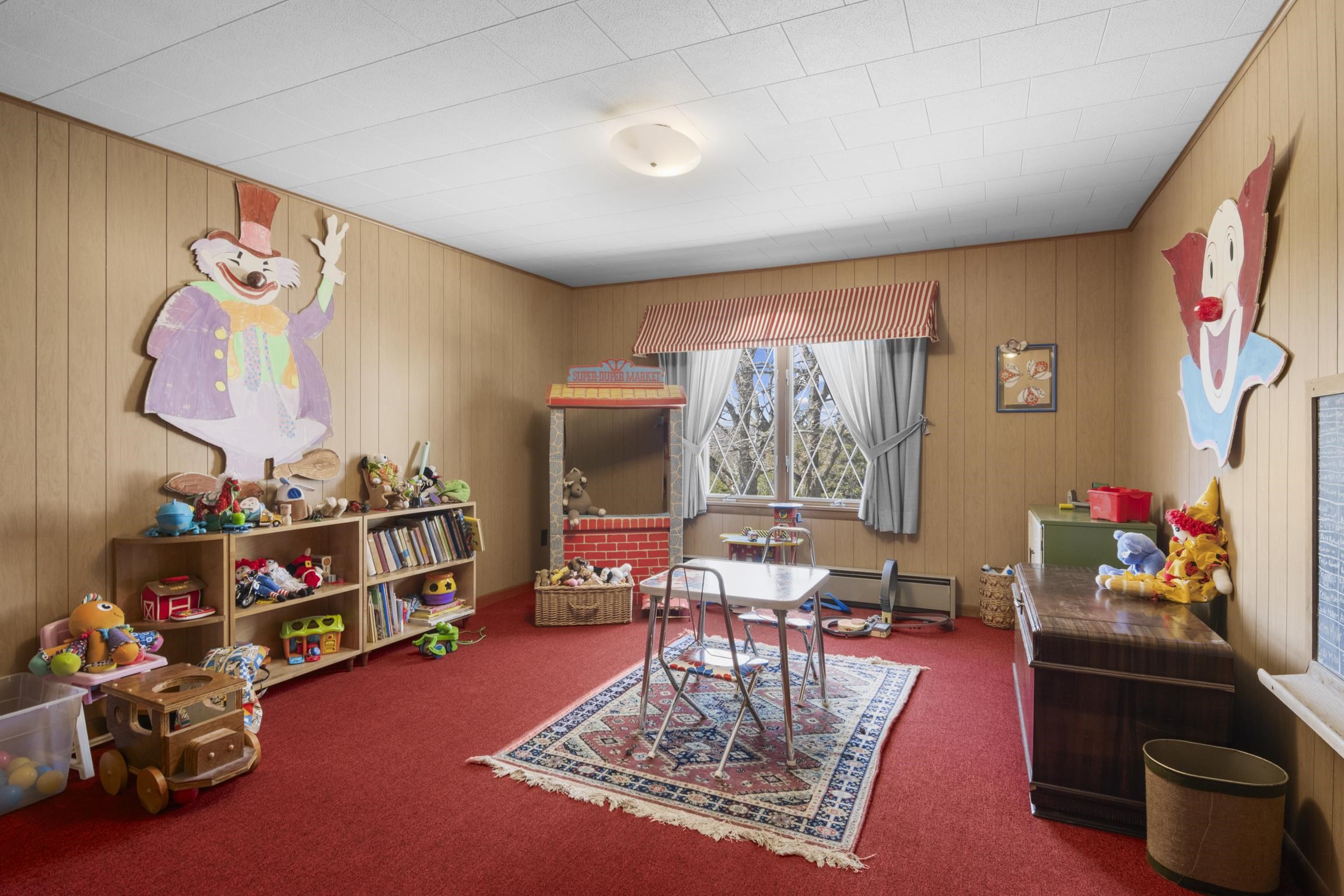8952 Ridge Road, East Jordan, MI, 49727-9529
