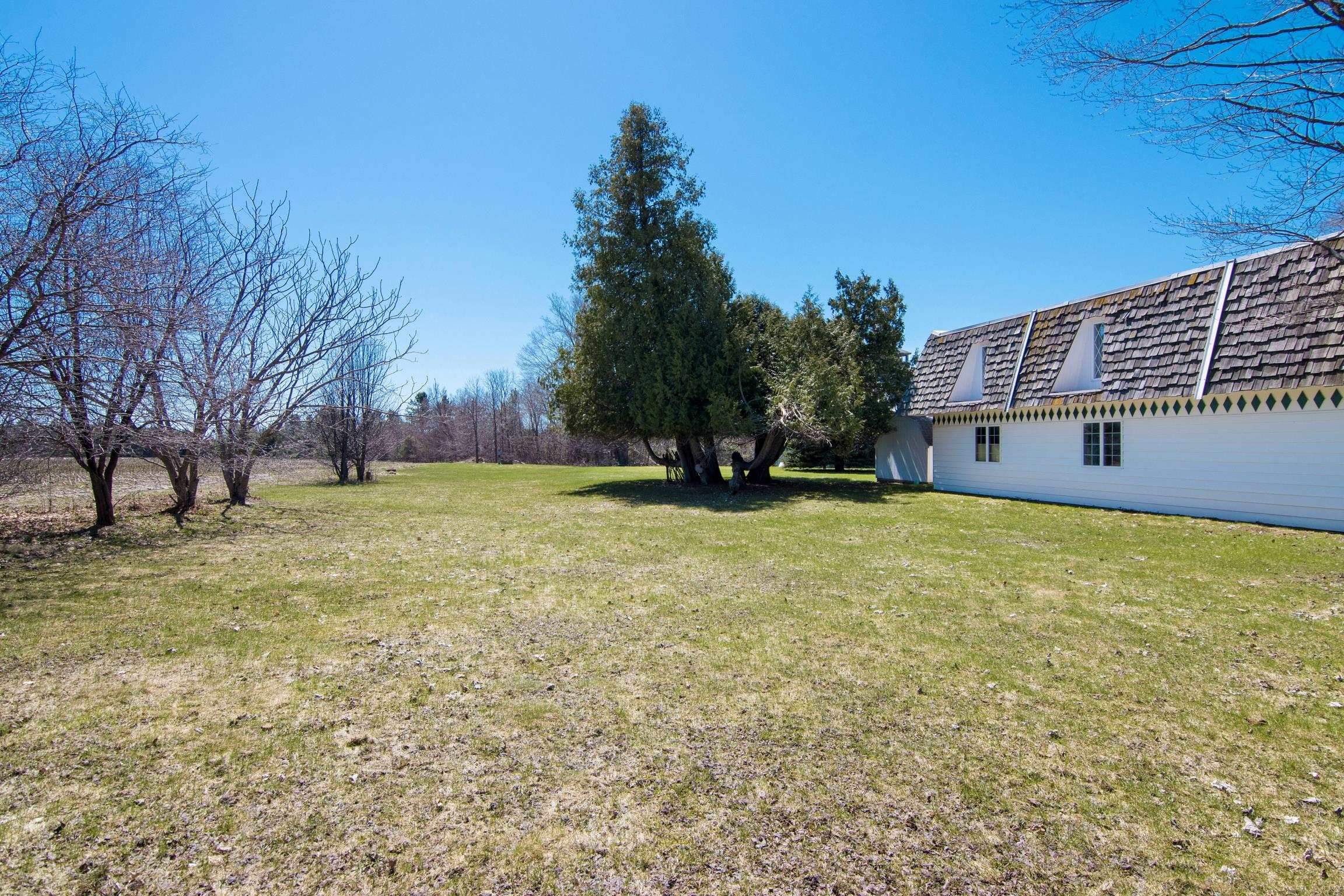 8952 Ridge Road, East Jordan, MI, 49727-9529