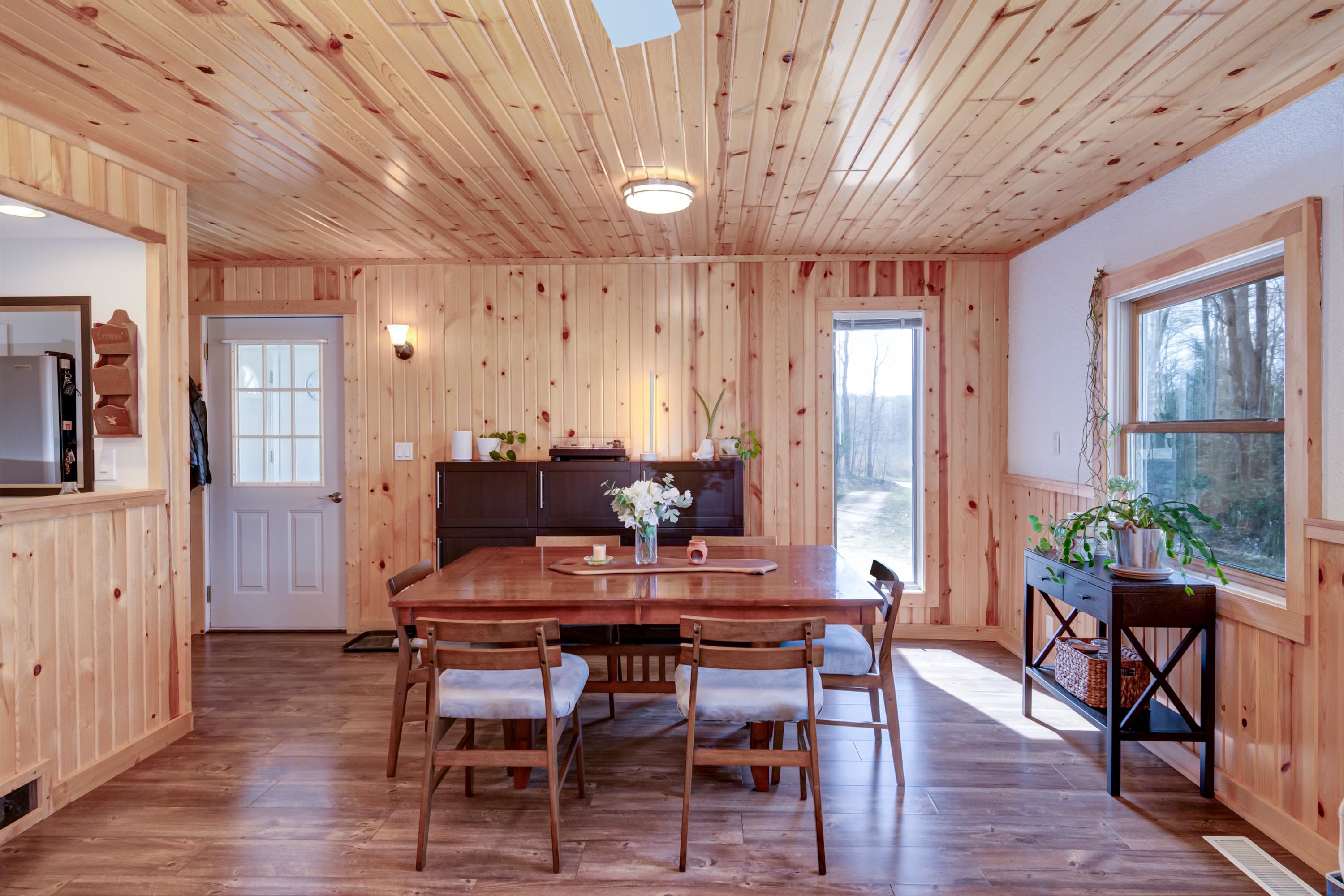 12766 Oakley Road, Honor, MI, 49640